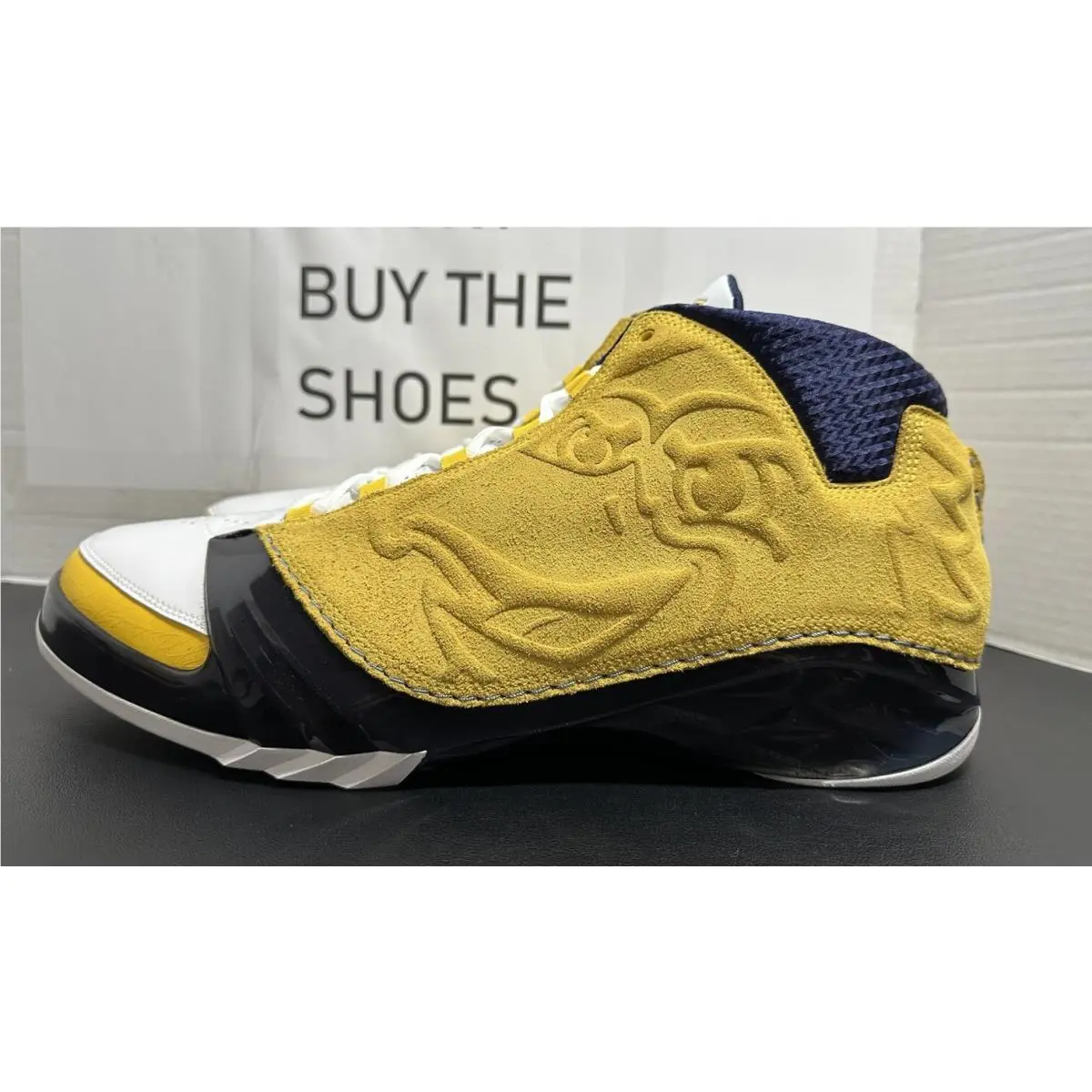Nike shoes - Air Jordan Retro - Air Retro - FV1334-700 - Amarillo/White-College Navy (UPC: 197593923066) 1