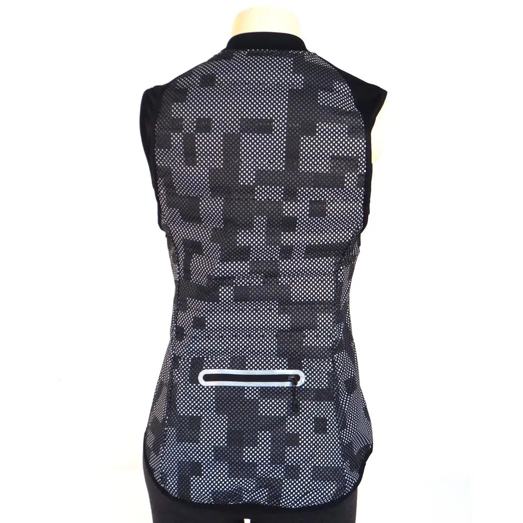 Nike clothing - Black (UPC: 886060767967) 2