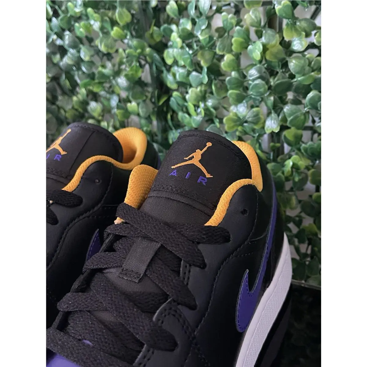Nike shoes - Air Jordan 1 - Air - Black/Dark Concord Taxi (UPC: 0196152238108) 3