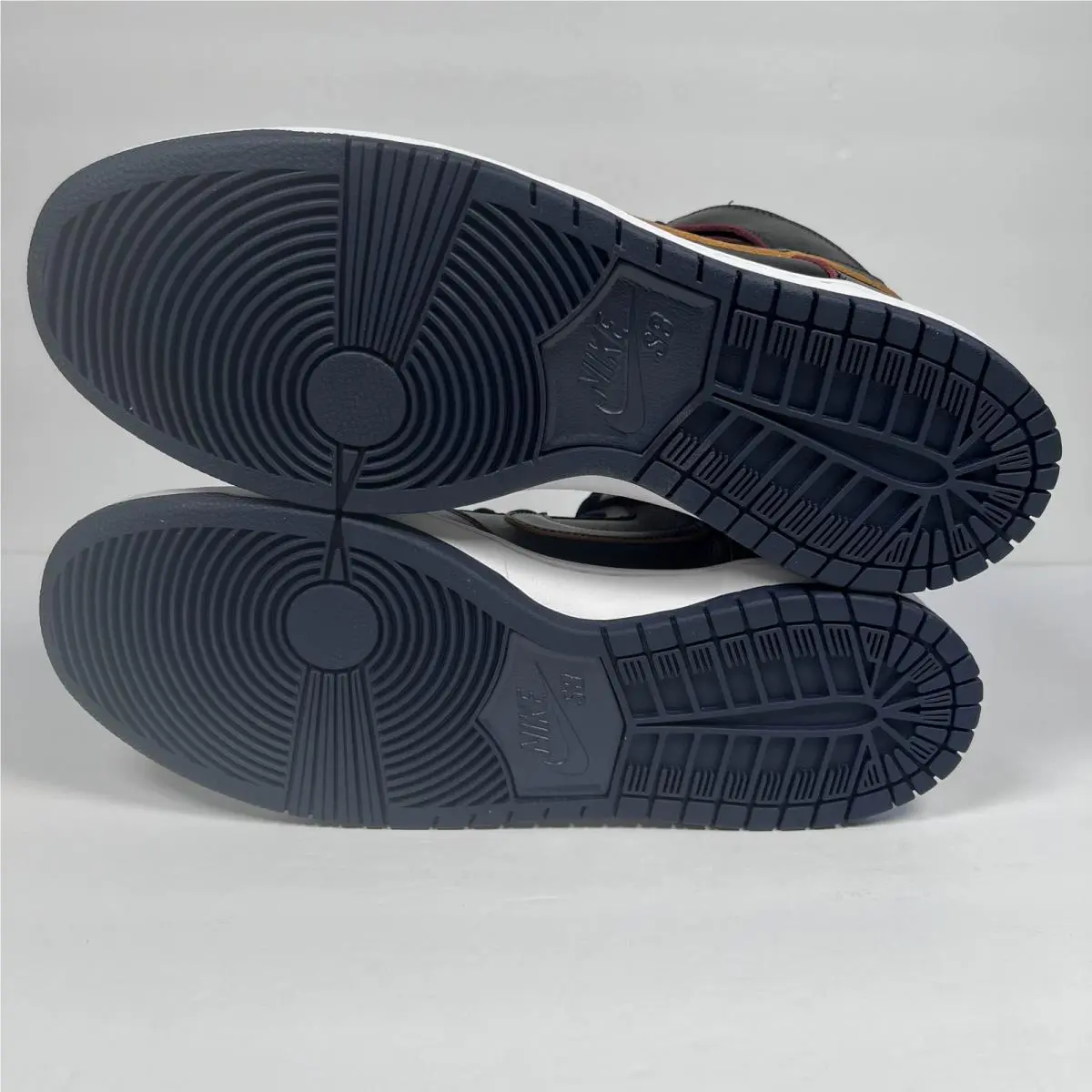 Nike shoes - NBA x Nike Dunk SB - BQ6392-001 - Black, Manufacturer: Black/Black-College Navy-Team Red (UPC: 0888408229496) 8