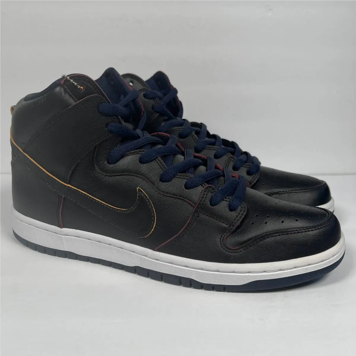 Nike shoes - NBA x Nike Dunk SB - BQ6392-001 - Black, Manufacturer: Black/Black-College Navy-Team Red (UPC: 0888408229496) 2