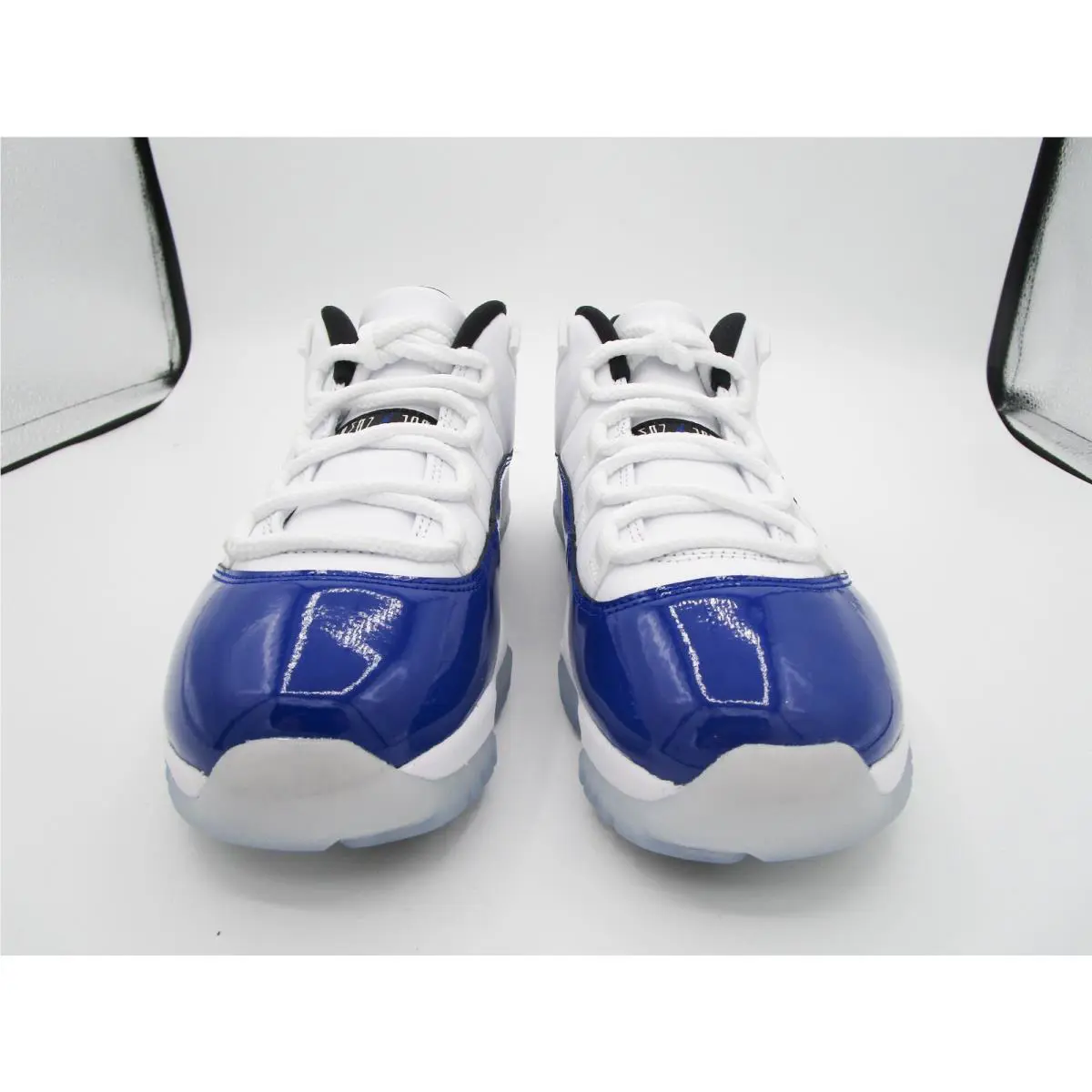 Nike shoes - Air Jordan 11 Low - Air Low - AH7860100 - White 0