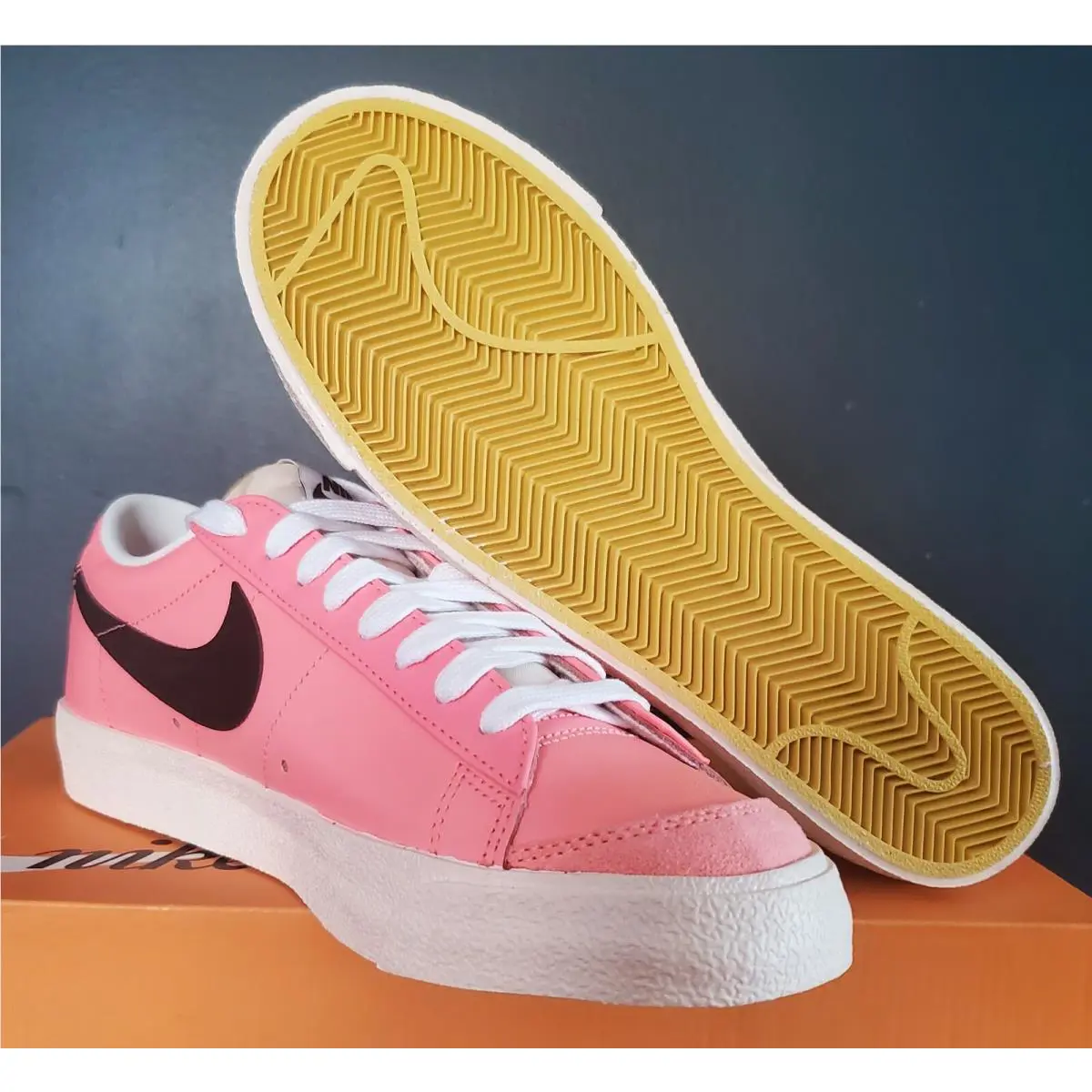 Nike shoes - DJ5953600 - DJ5953 600 - Light Atomic pink/Black (UPC: 194958230449) 0