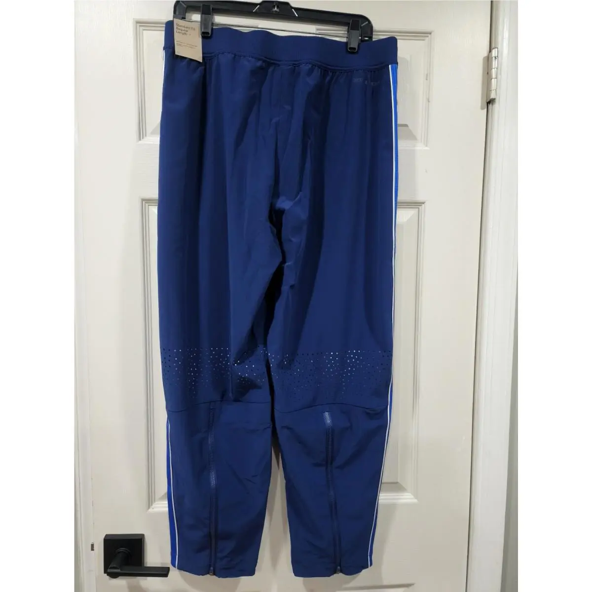 Nike clothing - Blue (UPC: 197594034587) 8