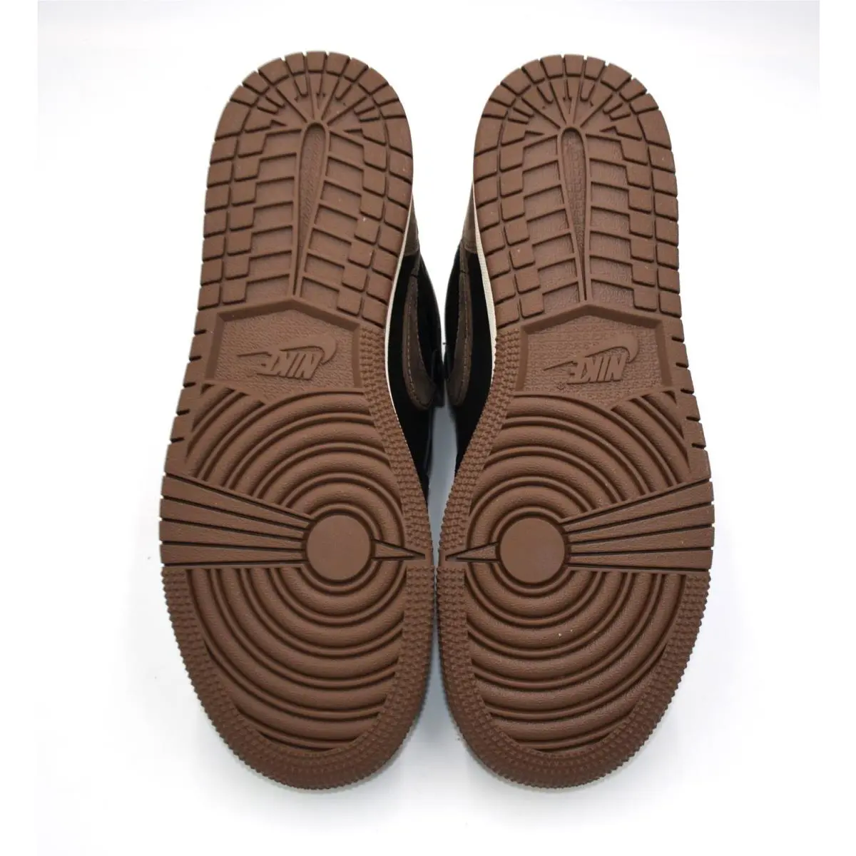 Nike shoes - Air Jordan 1 - Air - FD1437 020 - Brown 4
