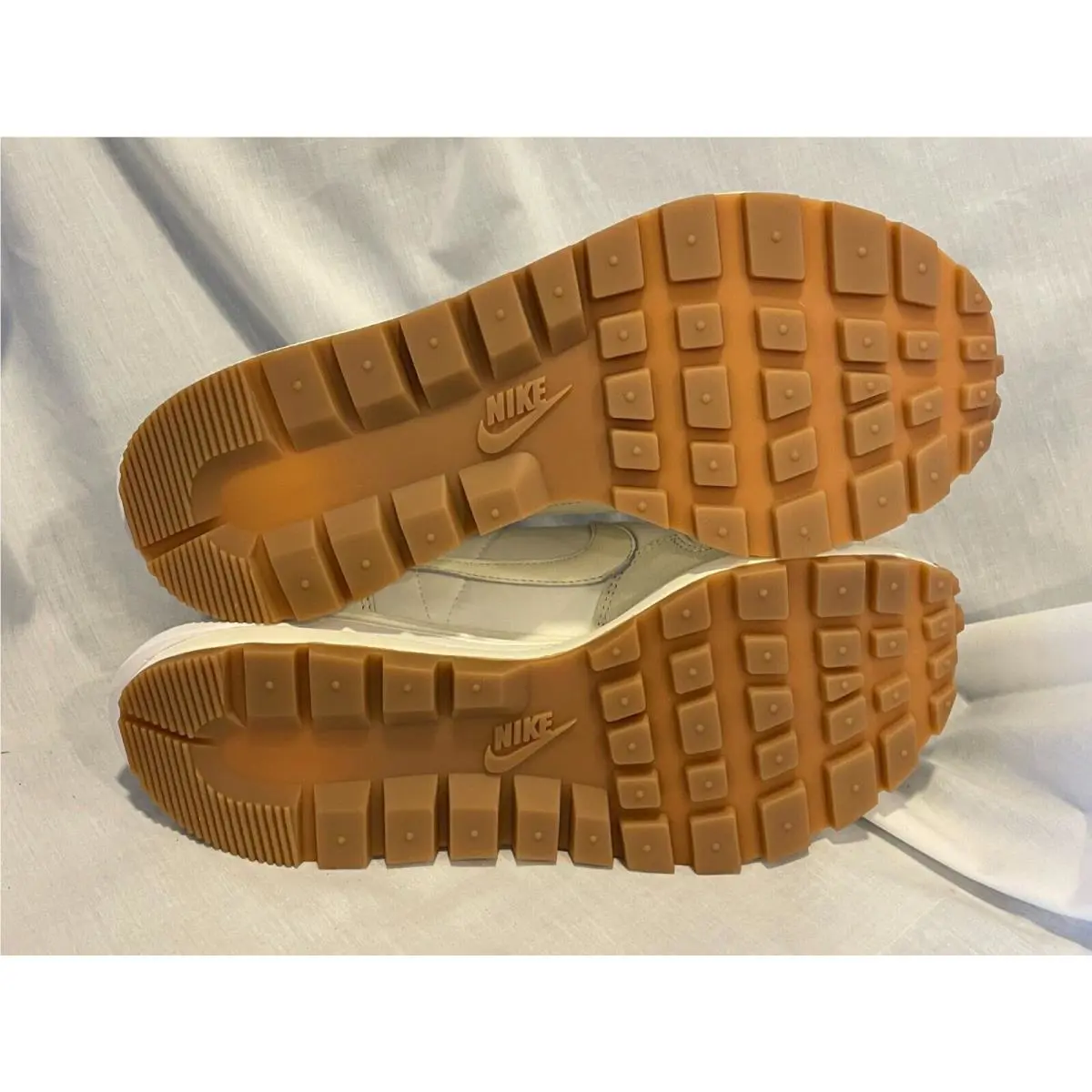 Nike shoes VaporWaffle - White 5