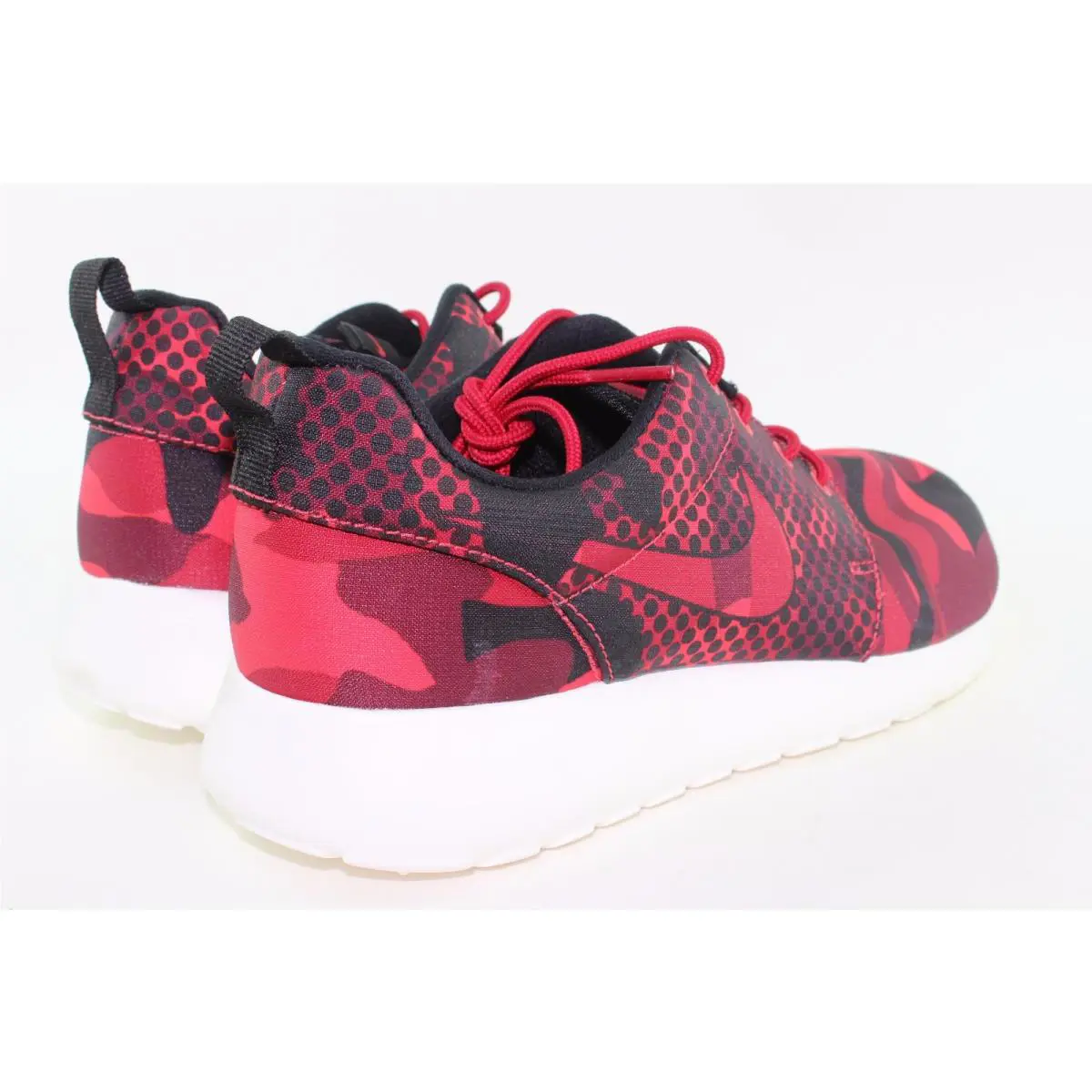 Nike shoes - Daring Red, Black-Gym Red-Team Red (UPC: 888410253717) 1