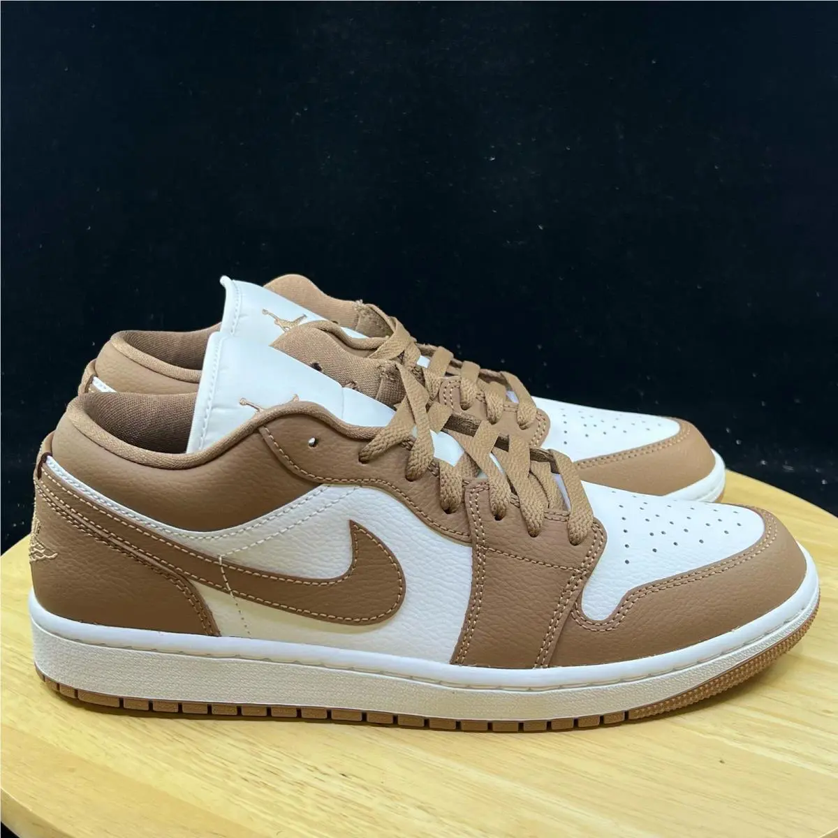 Nike shoes - Brown 1