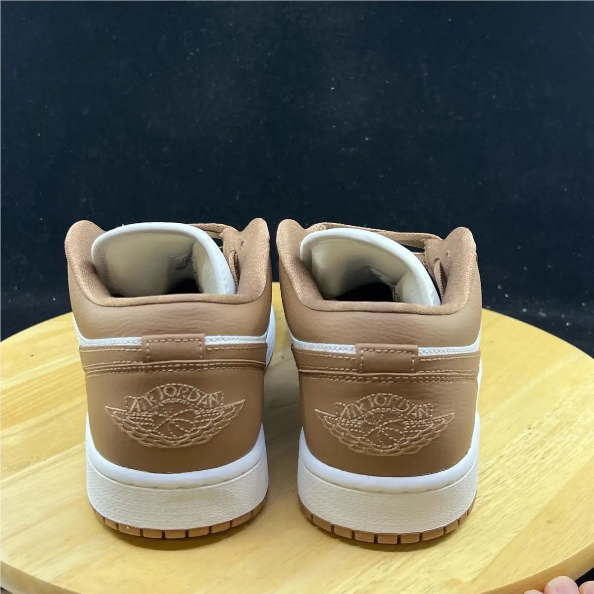 Nike shoes - Brown 2