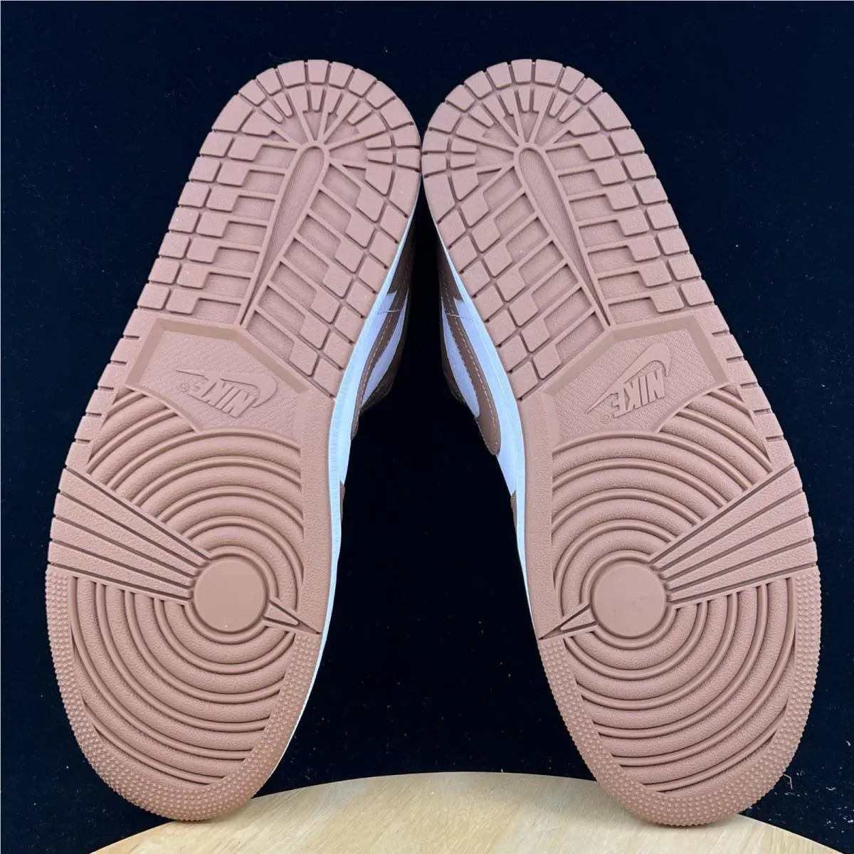 Nike shoes - Brown 5
