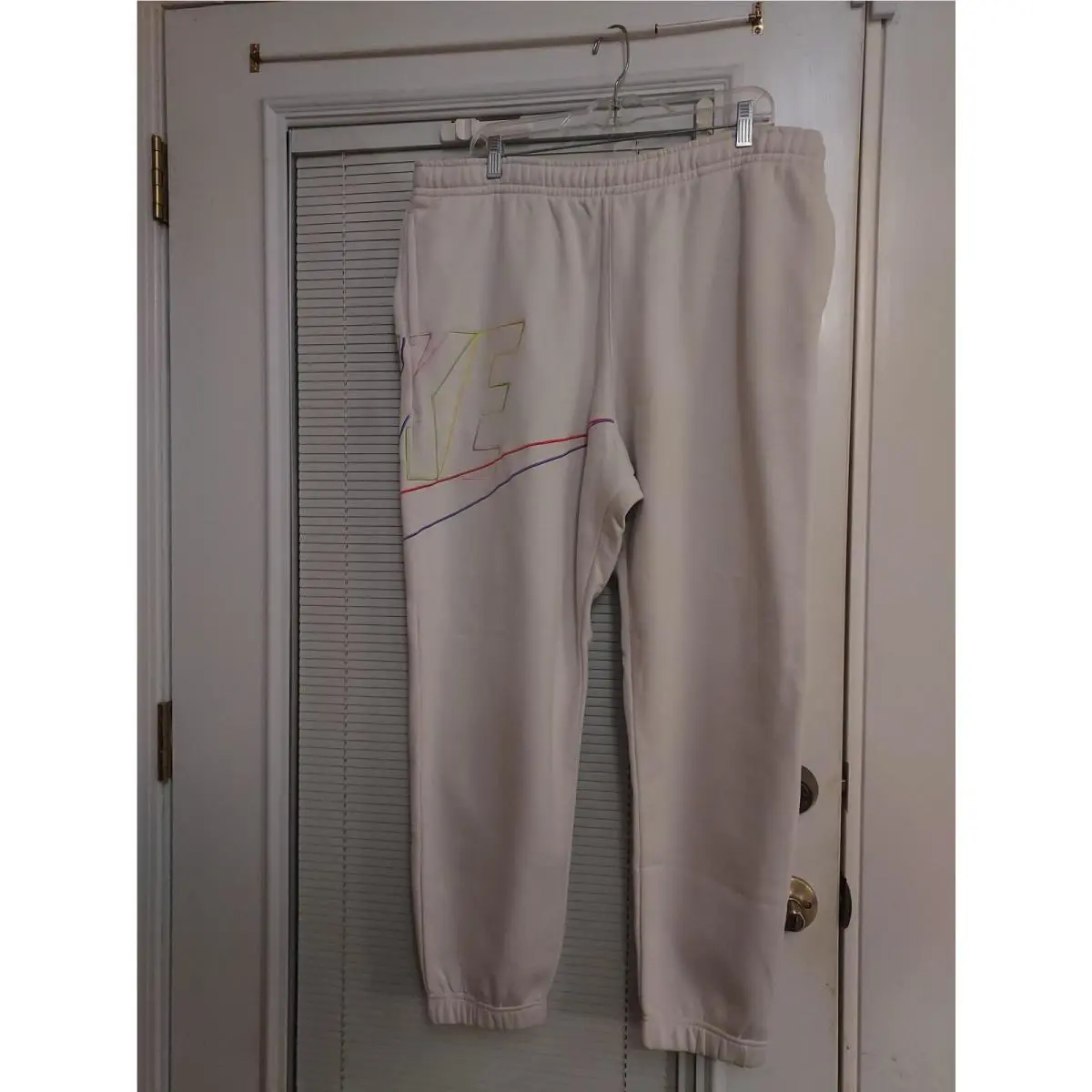 Nike clothing - White 7