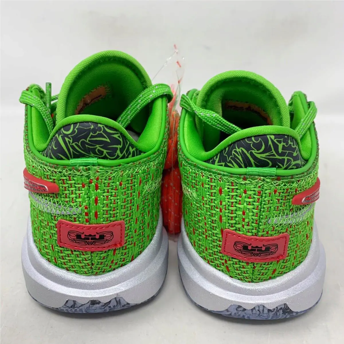 Nike shoes - Nike LeBron 20 - LeBron - DQ8646-300 - Green 1