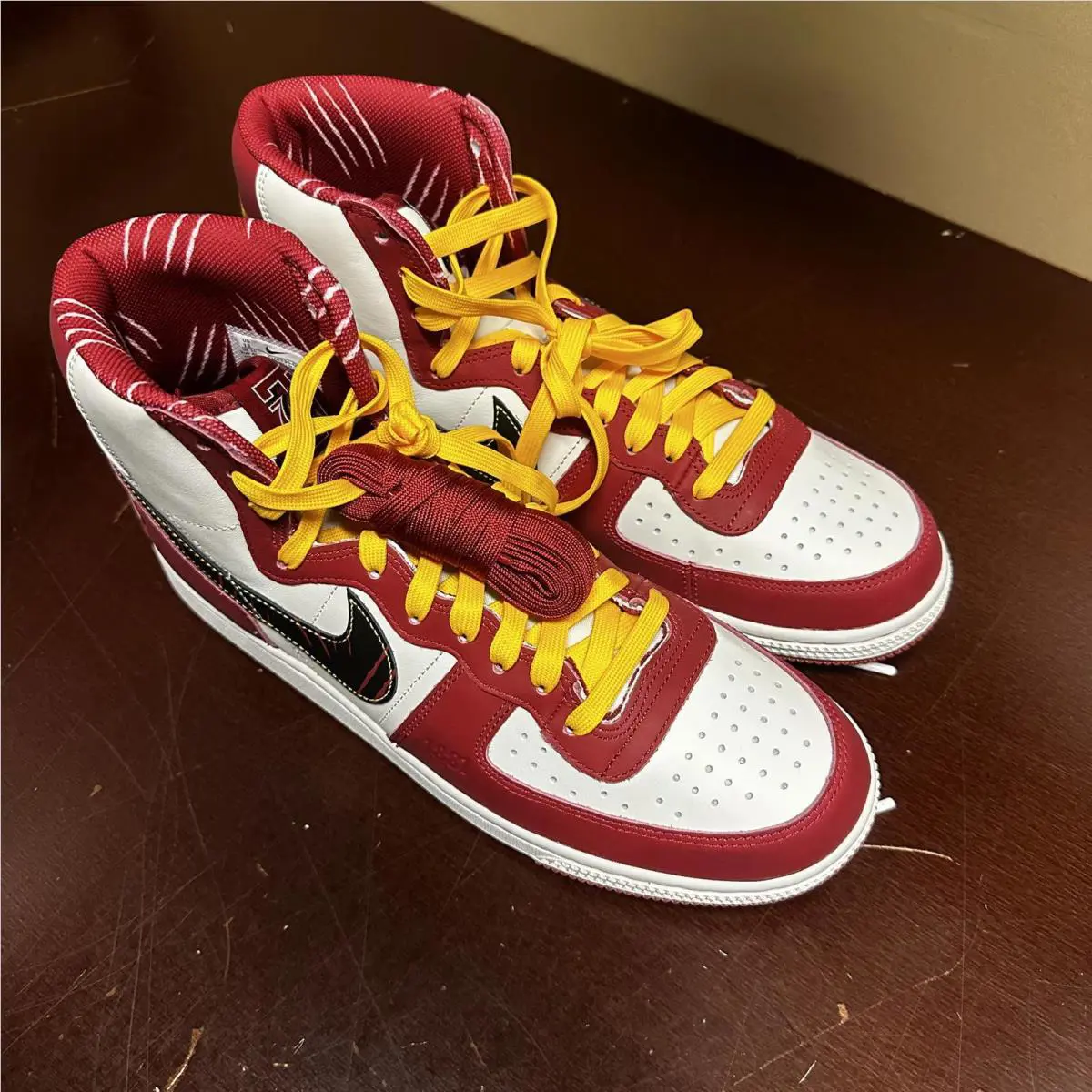 Nike shoes - NA - Red 0