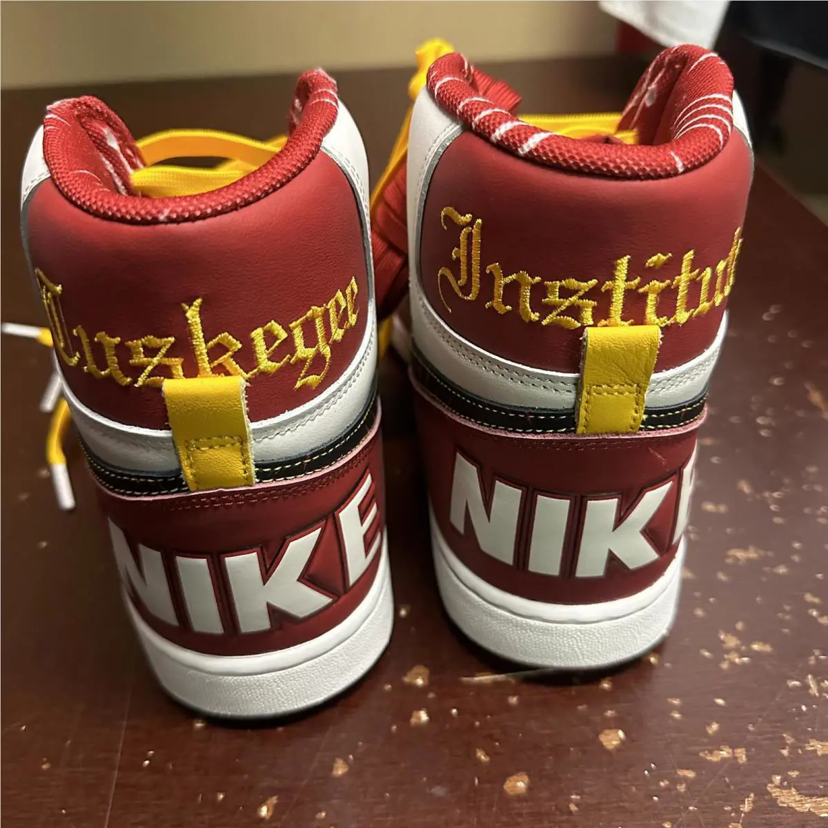 Nike shoes - NA - Red 1