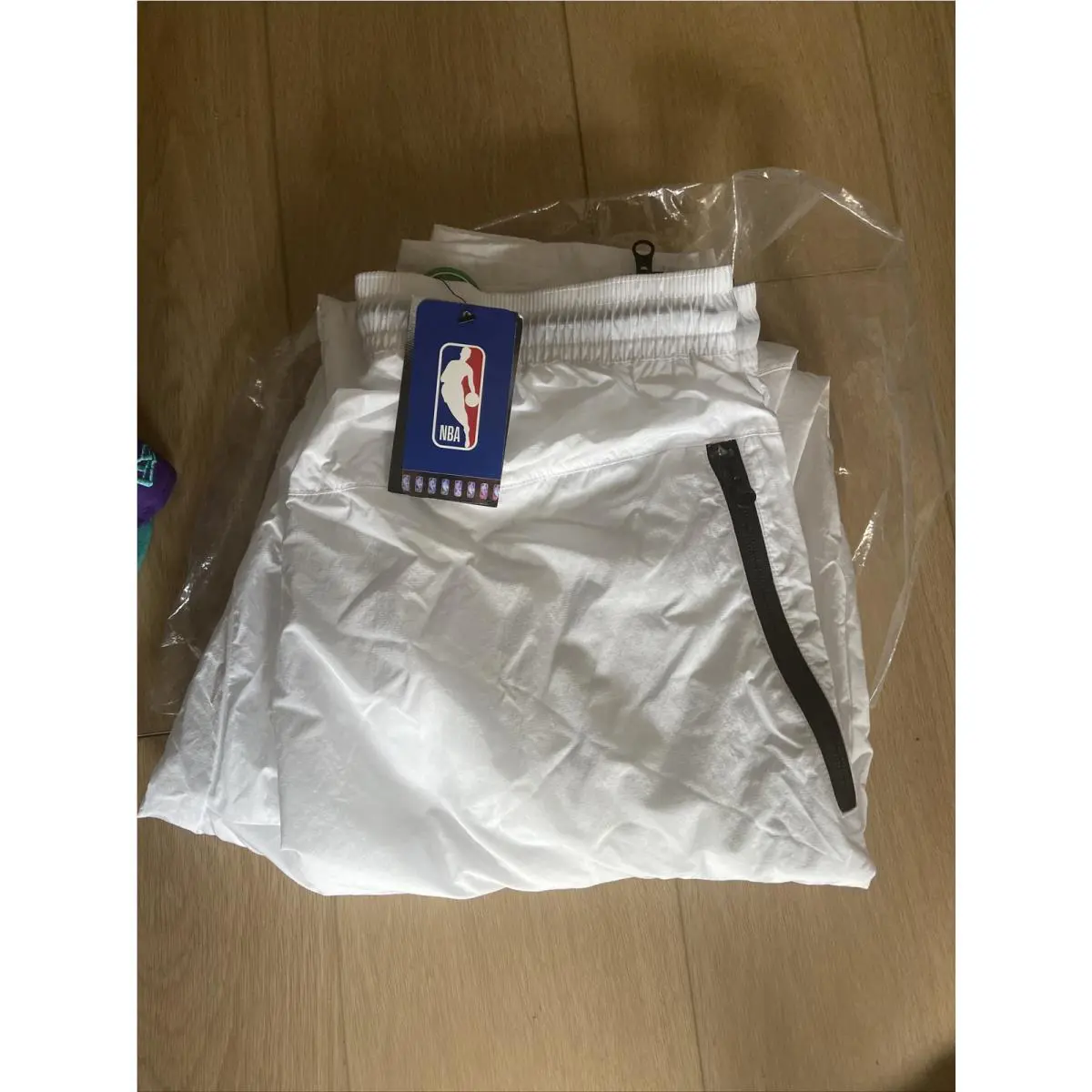 Nike clothing - White 1