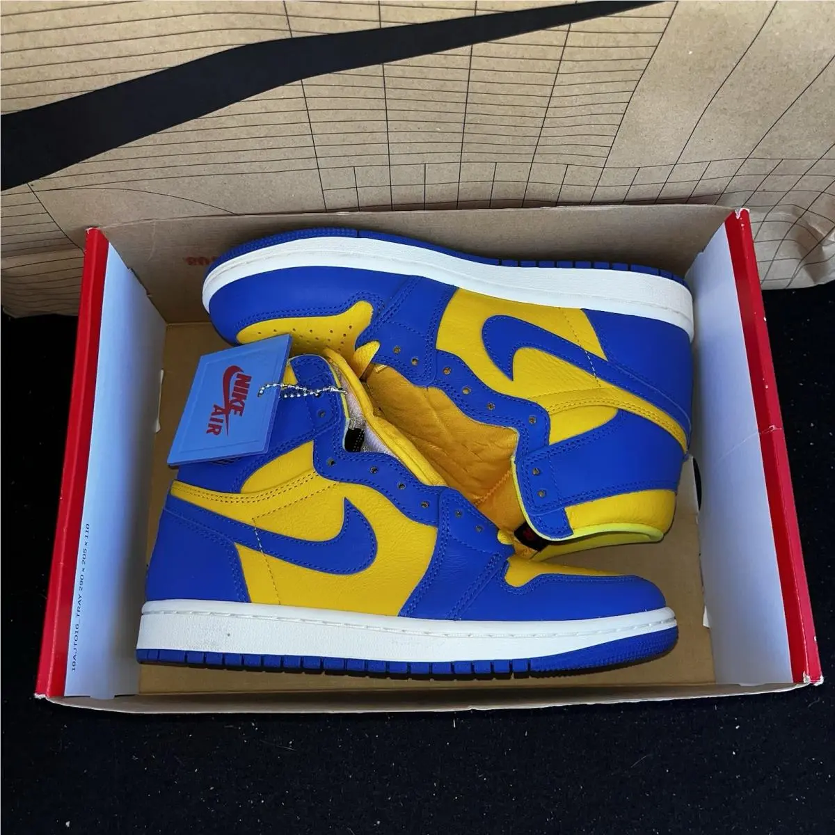 Nike shoes - Nike Air Jordan 1 - Air - FD2596700 - Blue and Yellow 5