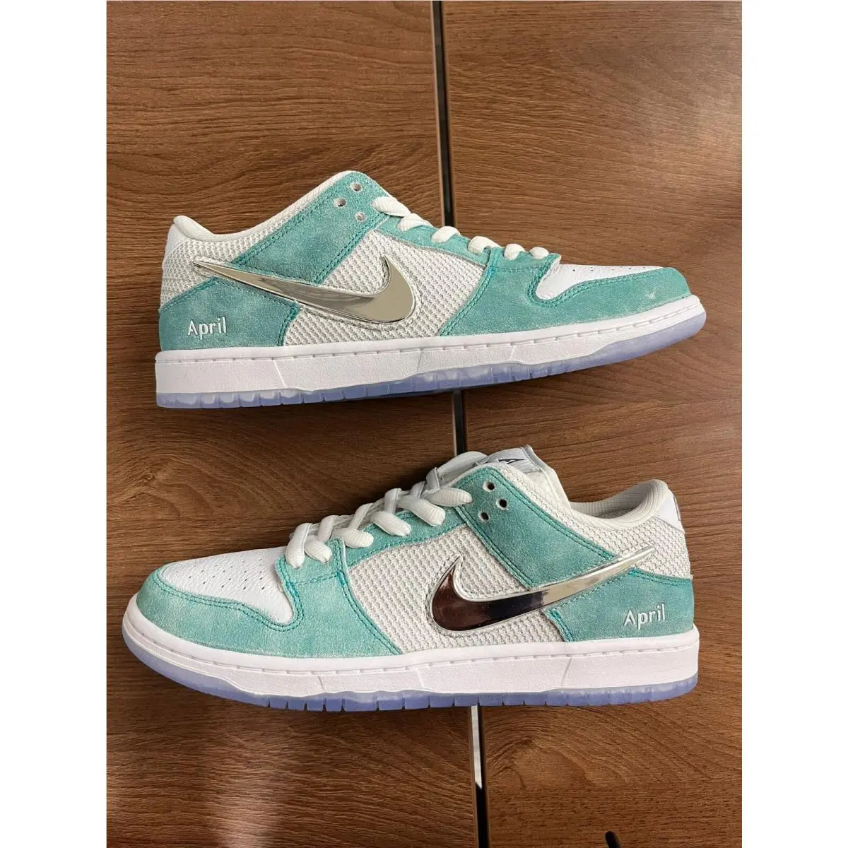 Nike SB Dunk April Unrlsd DS OG All 1 FD2562-400