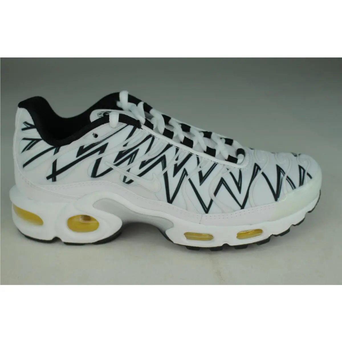 Nike shoes - White, White, Black (UPC: 886059572688) 0