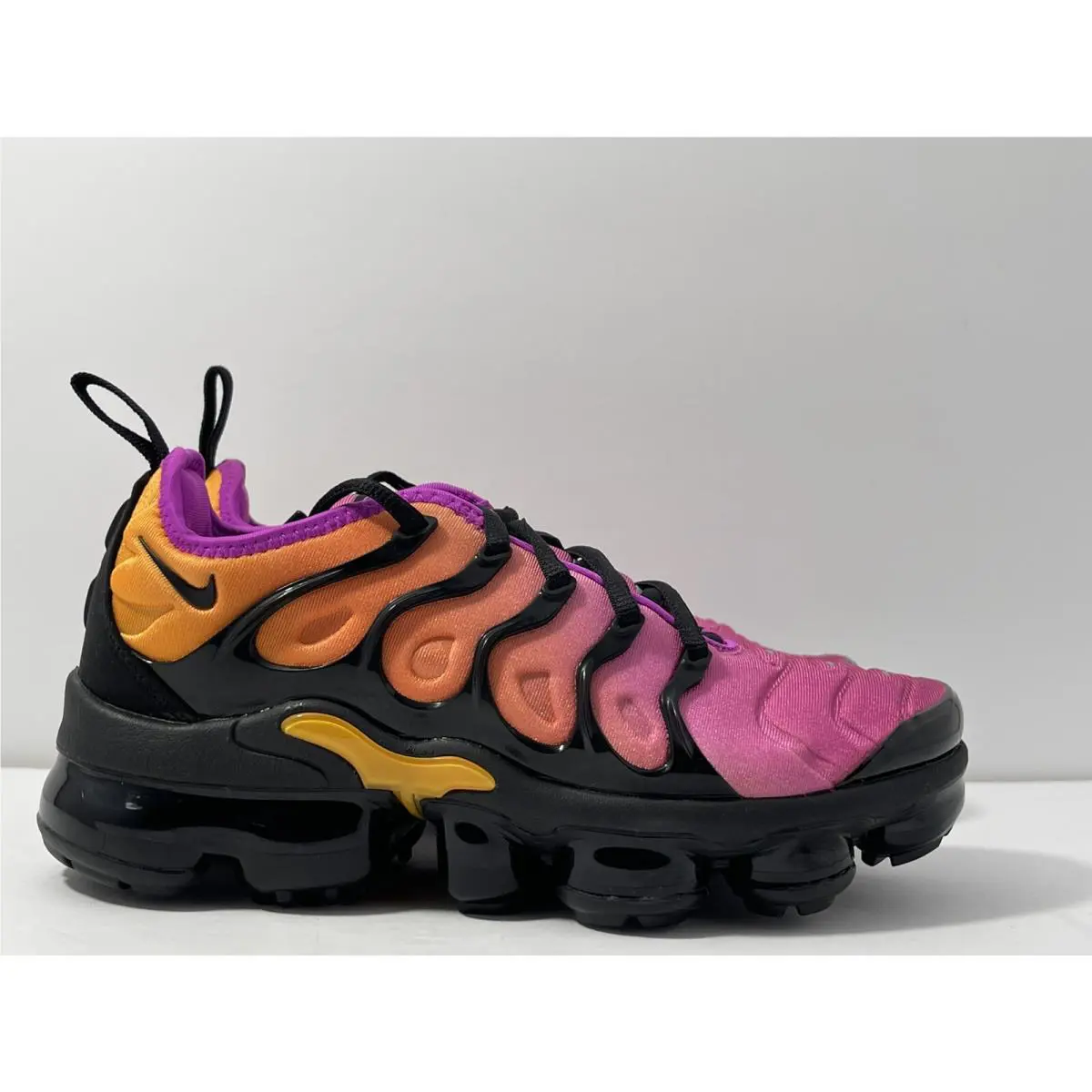 Nike shoes - Nike Air Vapormax Plus - Air Vapormax Plus - AO4550-004 - Pink 0