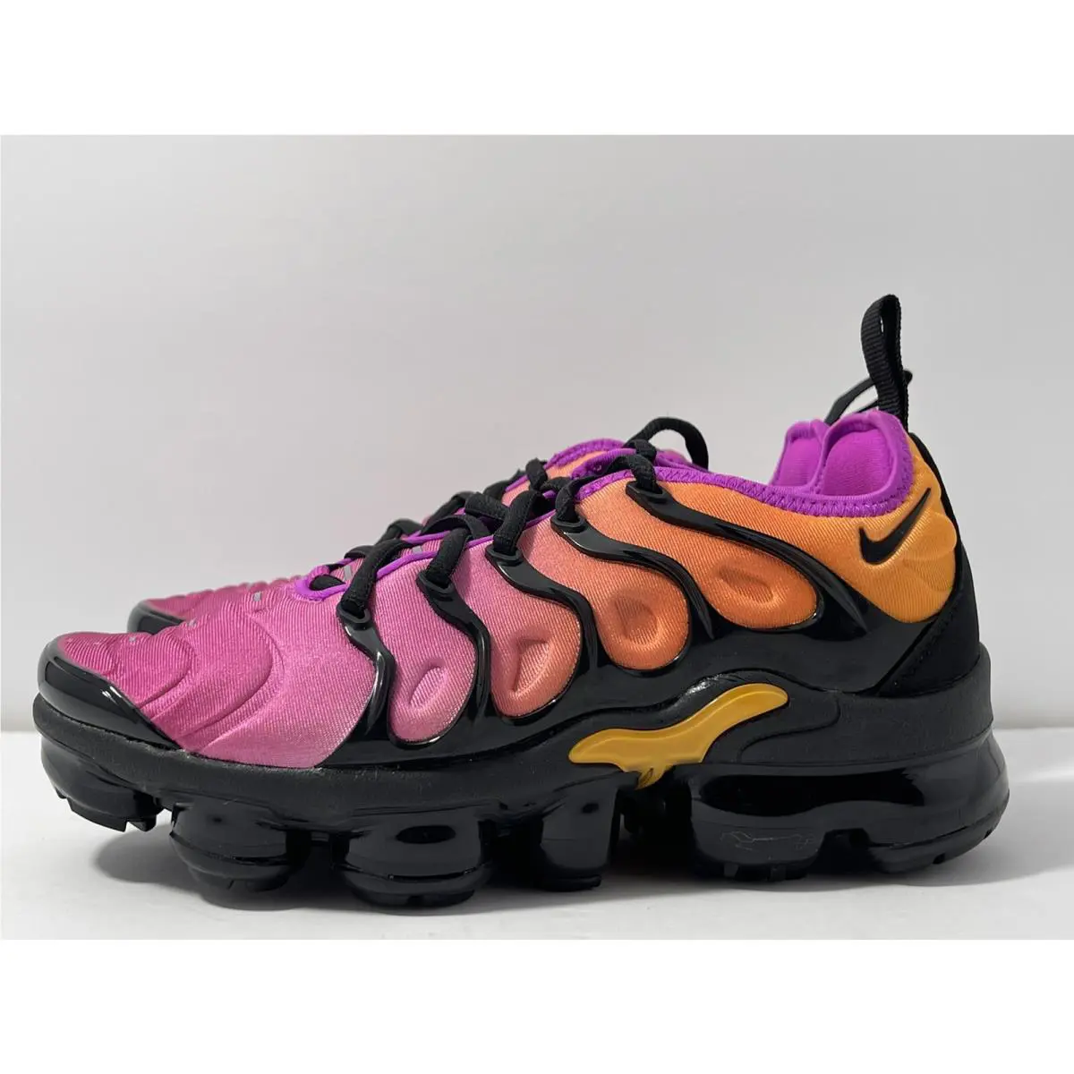 Nike shoes - Nike Air Vapormax Plus - Air Vapormax Plus - AO4550-004 - Pink 2