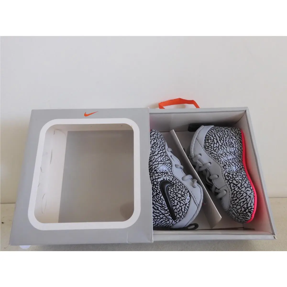 Nike shoes - Nike Foamposite - Foamposite - Gray (UPC: 091207082661) 4