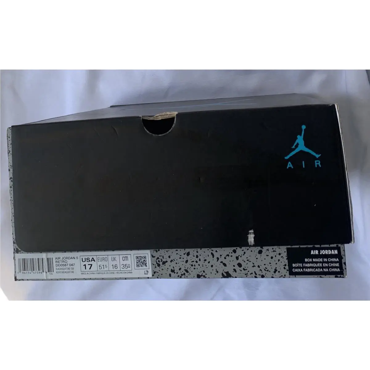Nike shoes - Air Jordan 5 Retro - Air Retro - Dd0587 047 - Black/Aquatine-Taxi, Manufacturer: CZ0203-700 (UPC: 0196154473989) 4