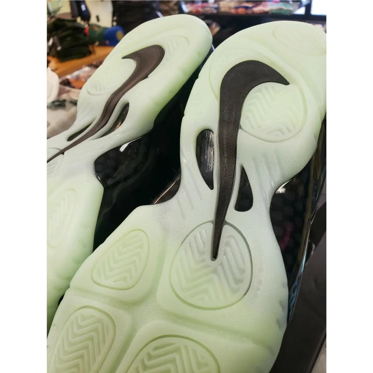 Nike shoes - Nike Little Posite - Little Posite - Black (UPC: 00194953183375) 7