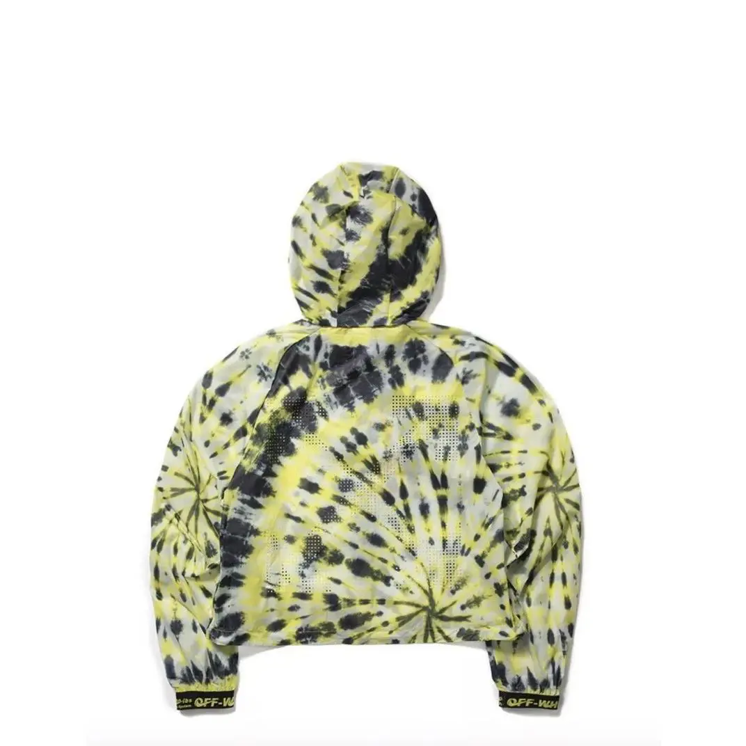 Nike clothing - Yellow (UPC: 0193150897979) 1