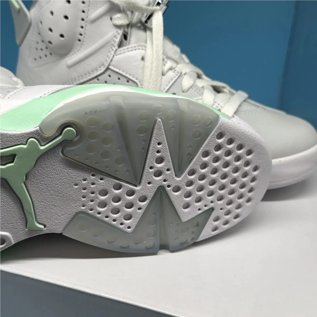 Nike shoes - Air Jordan 6 - Air - DQ4914-103 - White (UPC: 0195866350342) 5
