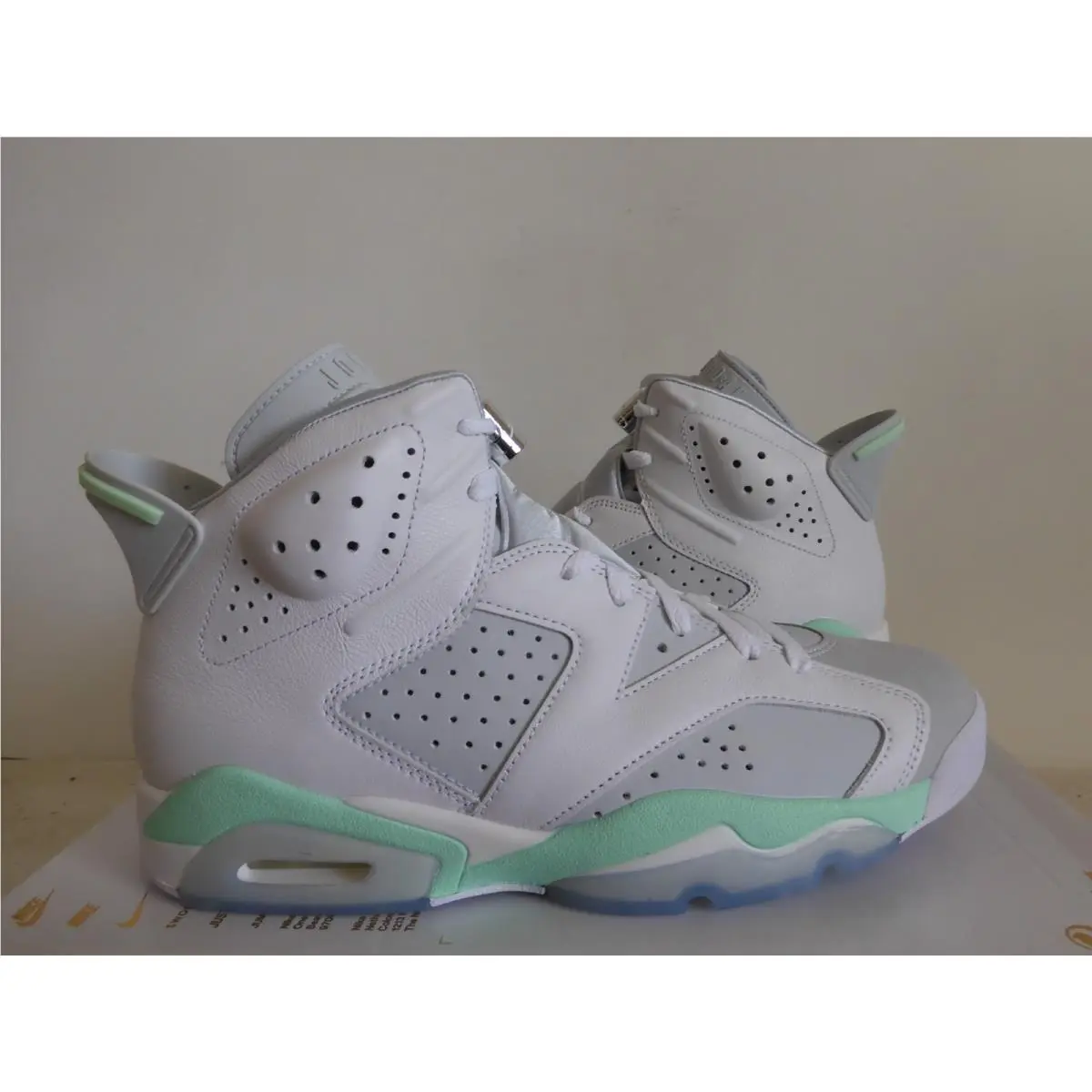 Nike shoes - Air Jordan 6 - Air - DQ4914-103 - White (UPC: 195866350410) 0