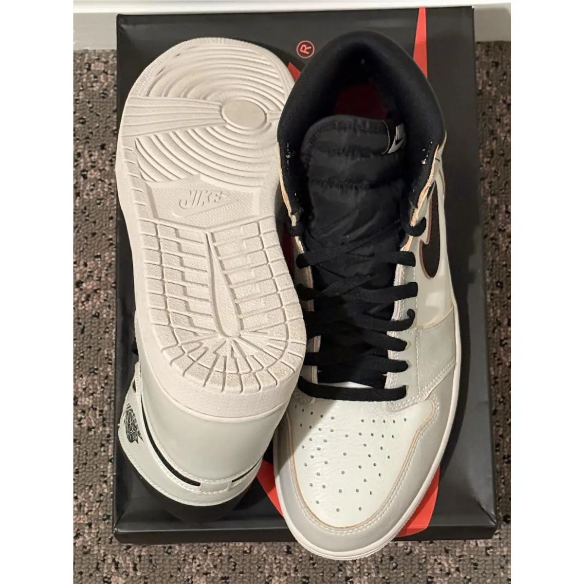 Nike shoes - Air Jordan 1 - Air - CD6578-006 - White 4