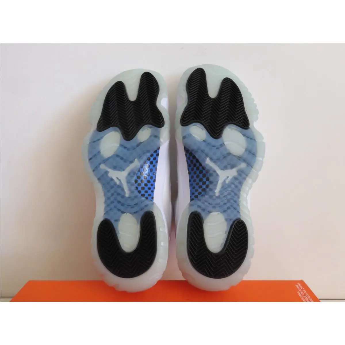 Nike shoes - Air Jordan 11 - Air - AV2187-117 - White/Legend Blue-White-Black (UPC: 194956598619) 5