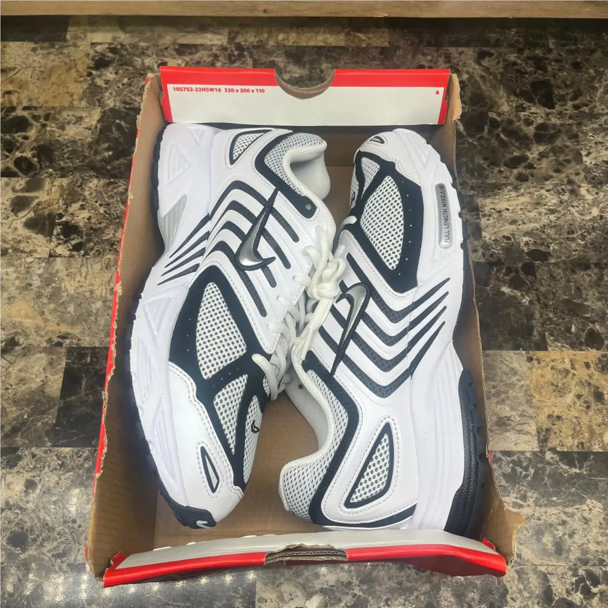 Nike shoes - White 8