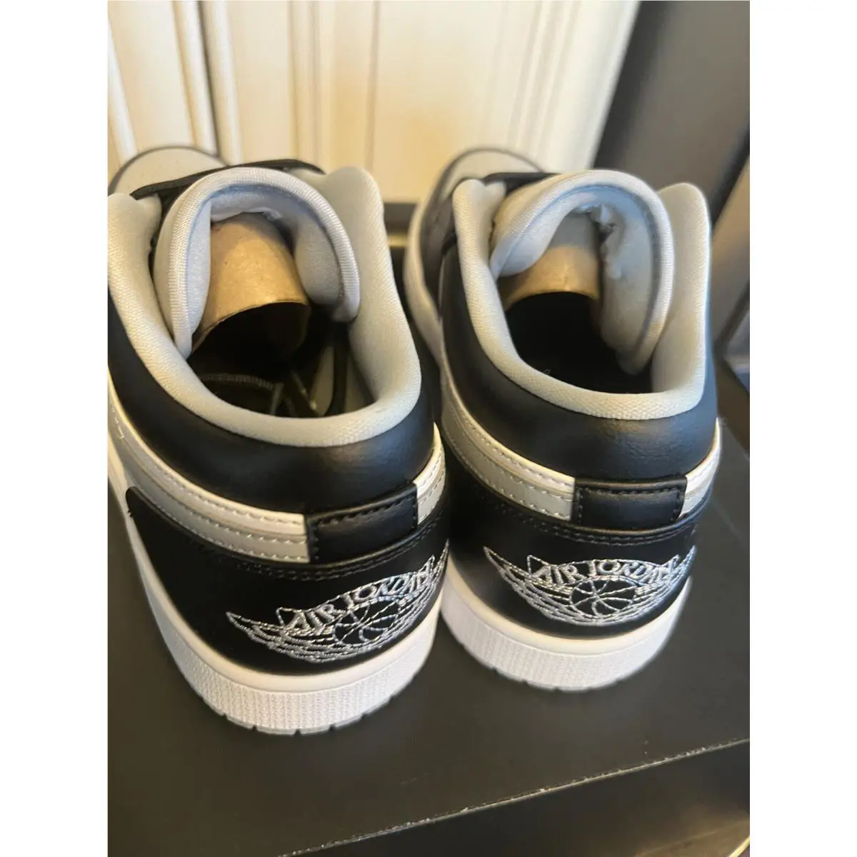 Nike shoes - Jordan 1 - 553558039 - Gray 0