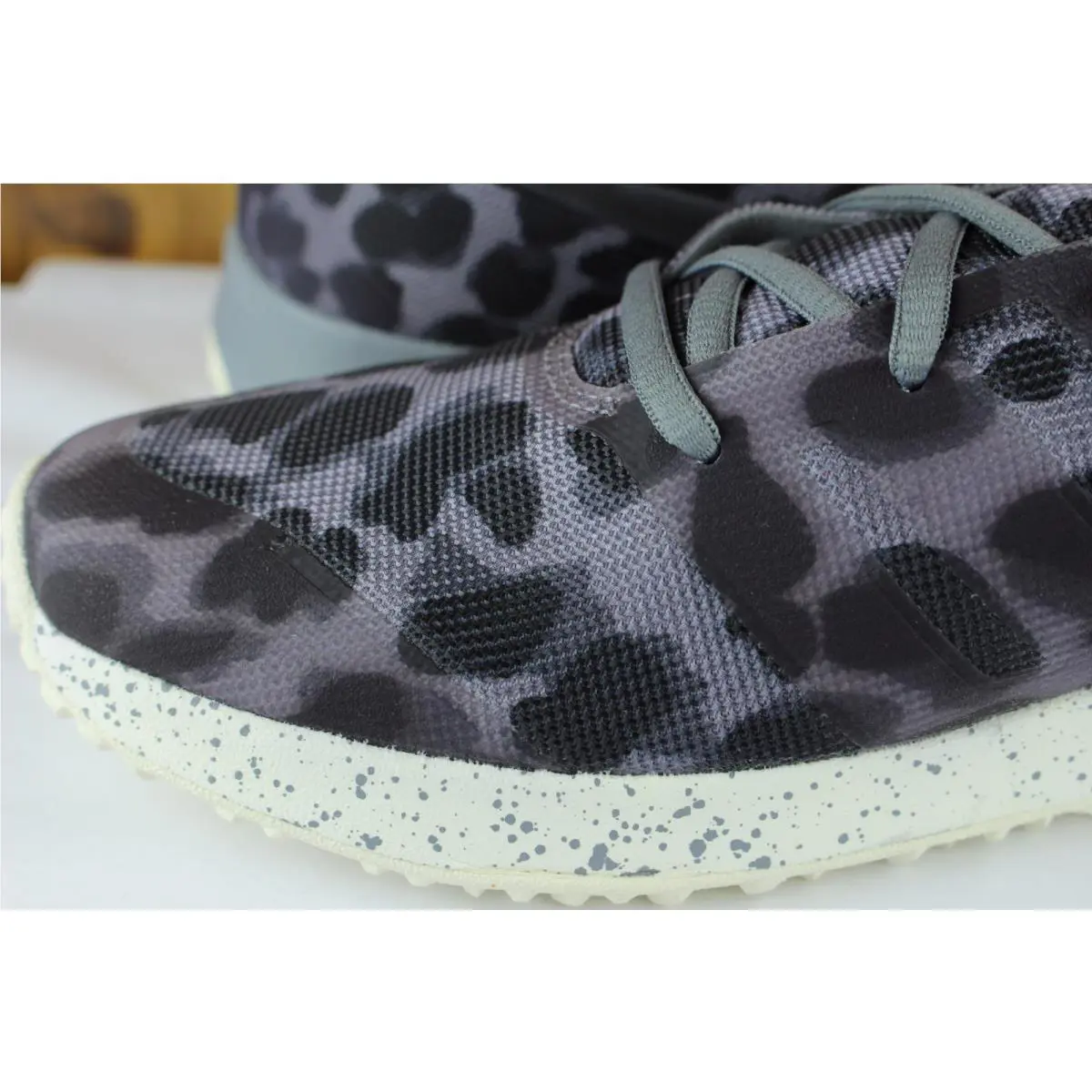 Nike shoes - Cool Grey, Anthracite, Black, Chilling Red (UPC: 887232607418) 1