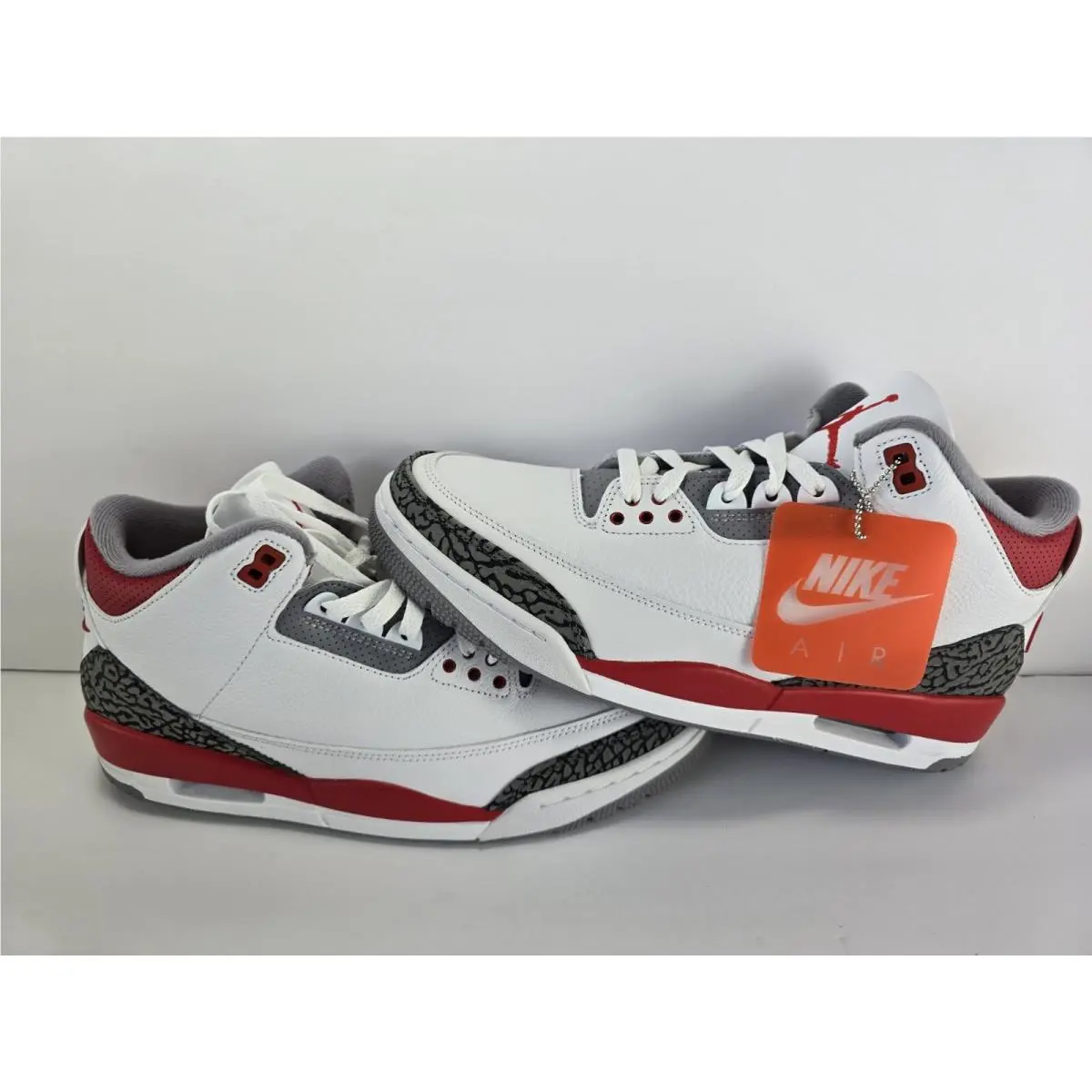 Nike Air Jordan 3 Retro Fire Red ‘22 Size 10.5 DN3707-160