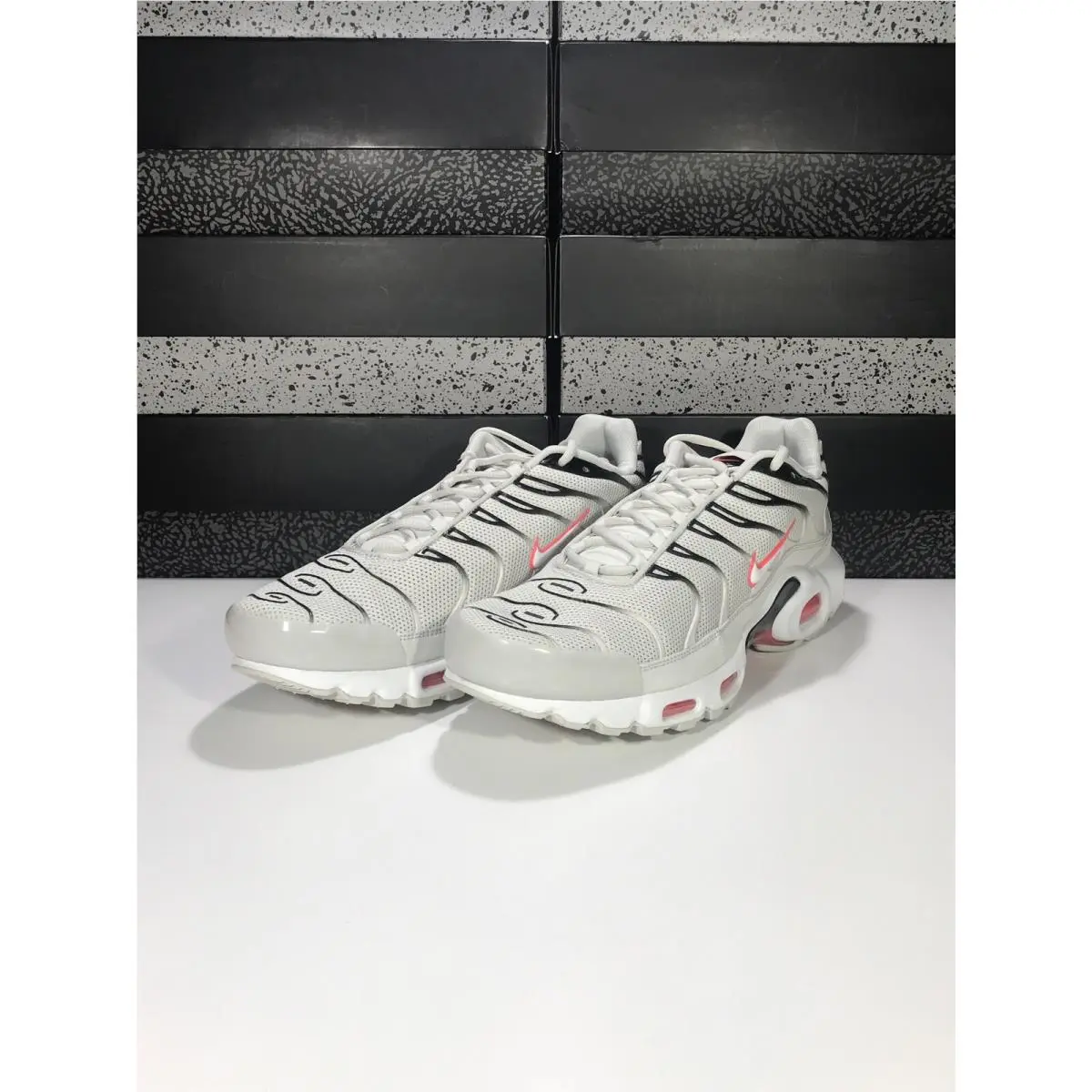 Nike shoes - Nike Air Max Plus - Air Max Plus - 852630-030 - Light Bone/White-Black, Manufacturer: Light Bone White Black (UPC: 0886916323071) 0