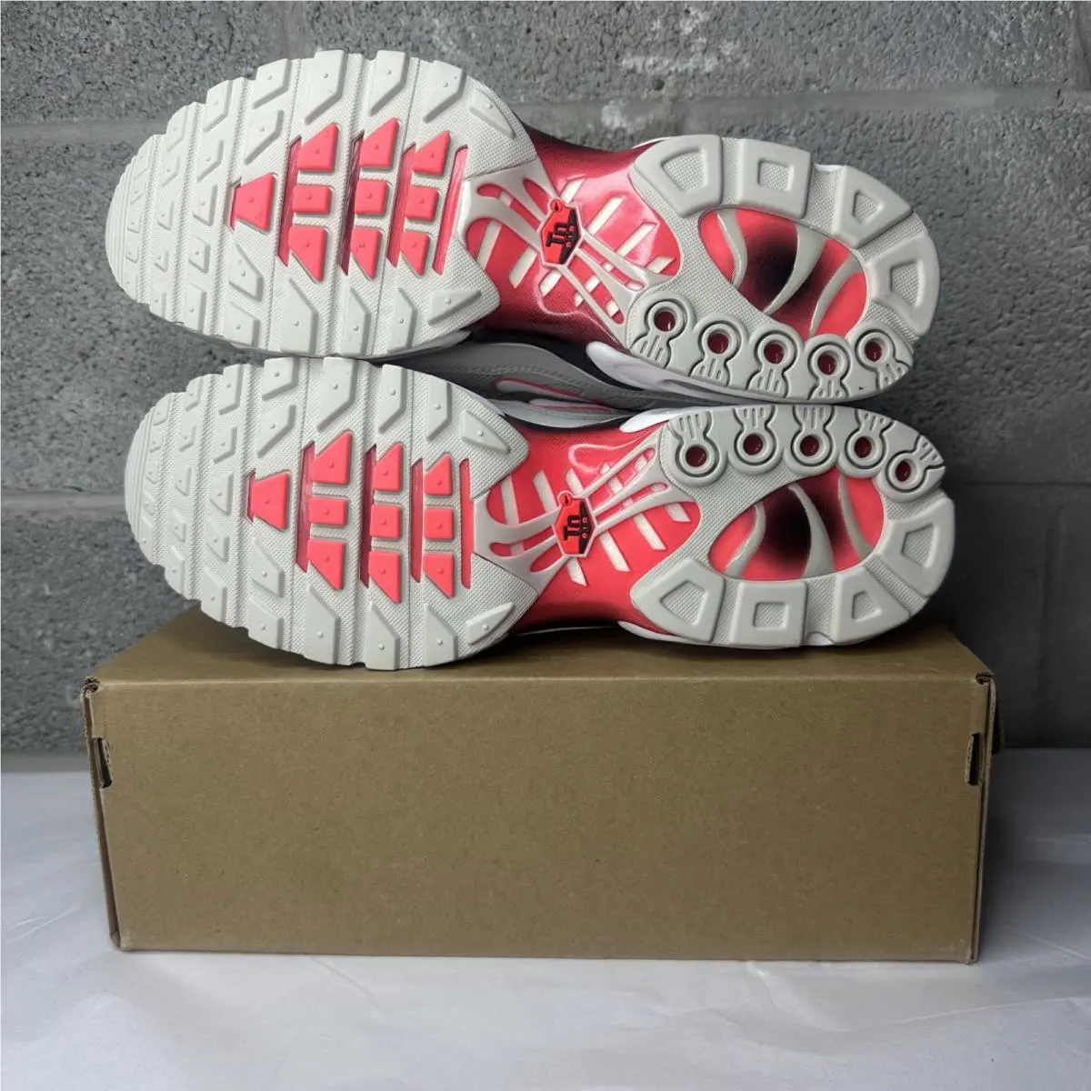 Nike shoes - Nike Air Max Plus - Air Max Plus - 852630-030 - Multicolor 3