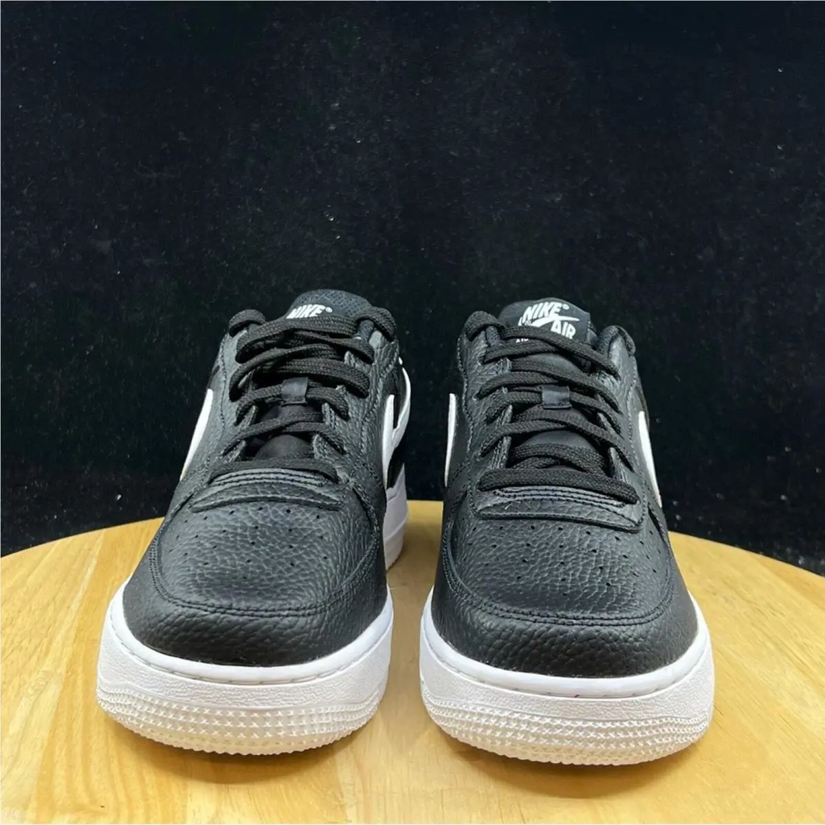 Nike shoes - Black 1