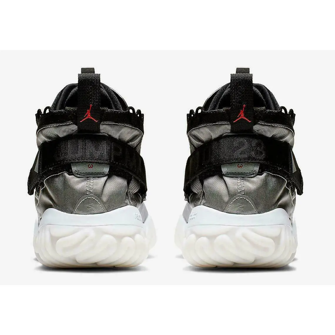 Nike shoes - WOLF GREY/METALLIC SILVER/BLACK/WHITE 2