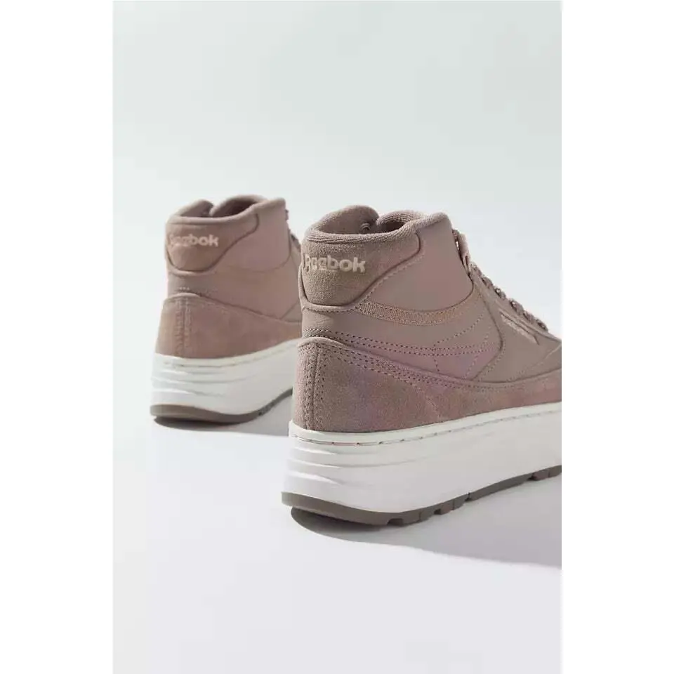 Reebok shoes - Taupe/Chalk/Sofecr 6