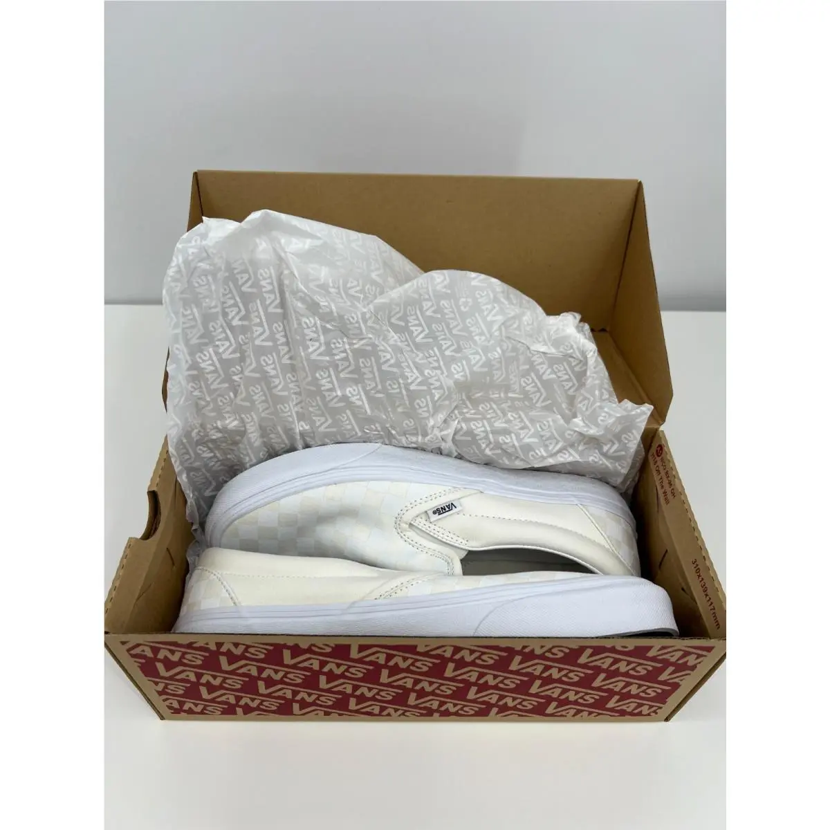 Vans shoes - VANS Classics - Classics - VN000EYEX1L - White 0