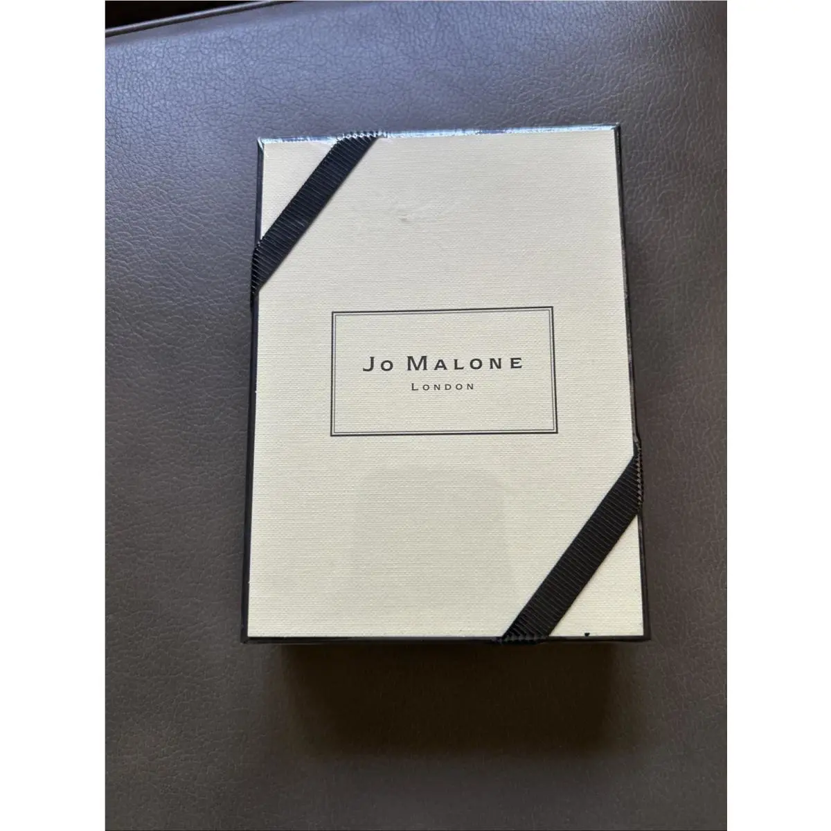 Jo Malone Gift Set 1oz English Oak Hazelnut / English Oak Redcurrant Cologne
