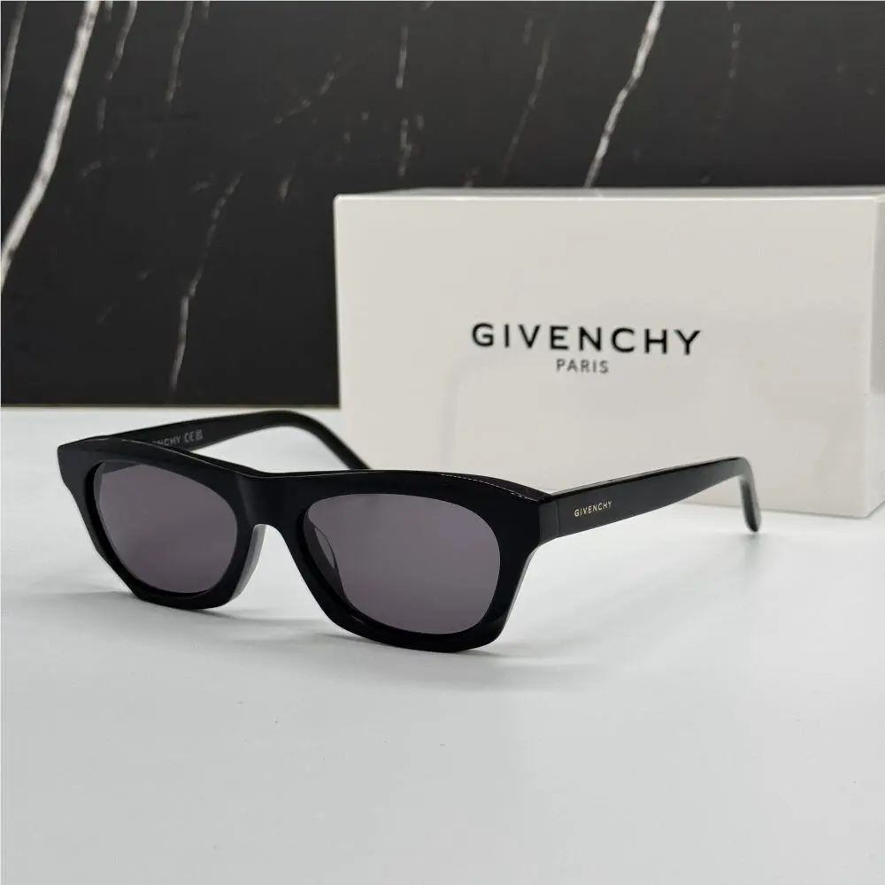 GV40026U 01A Givenchy Unisex Sunglasses Black Eyewear Givenchy