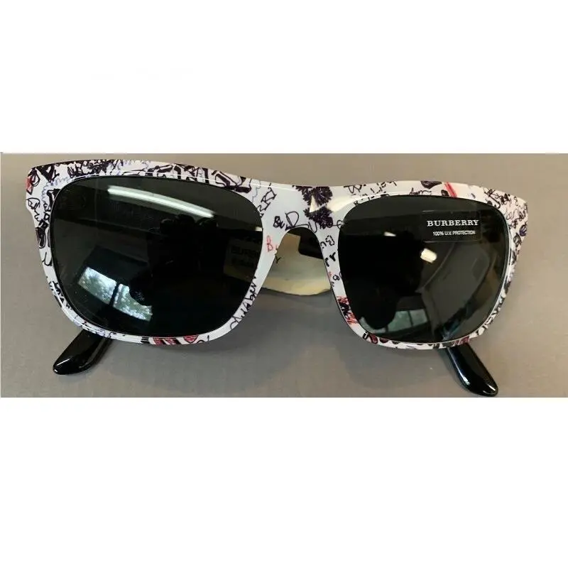 Burberry Doodle Square Frame Sunglasses 0BE3043108411