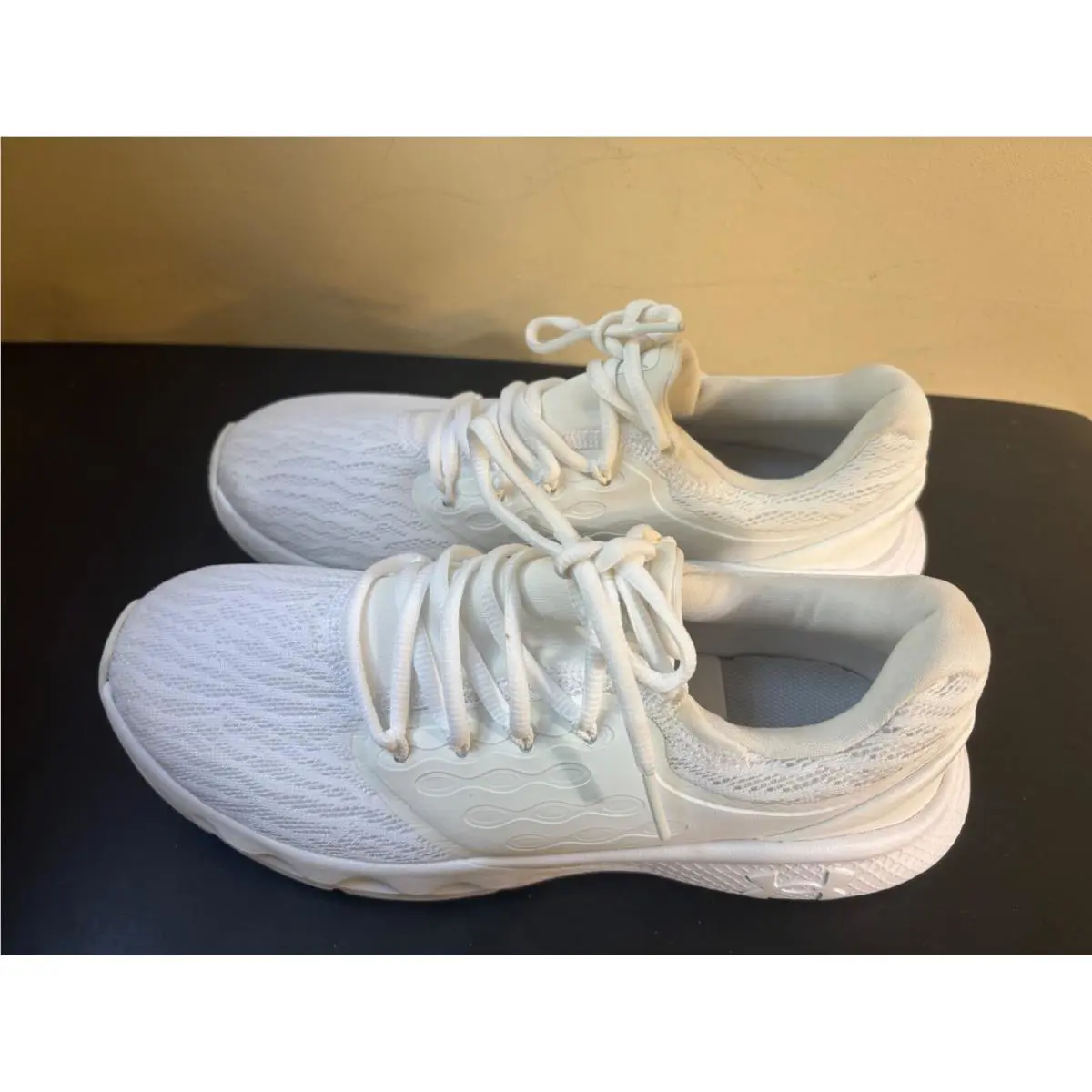 Under Armour shoes - Under Armour Charged Vantage - Charged Vantage - 3023565 - White 0