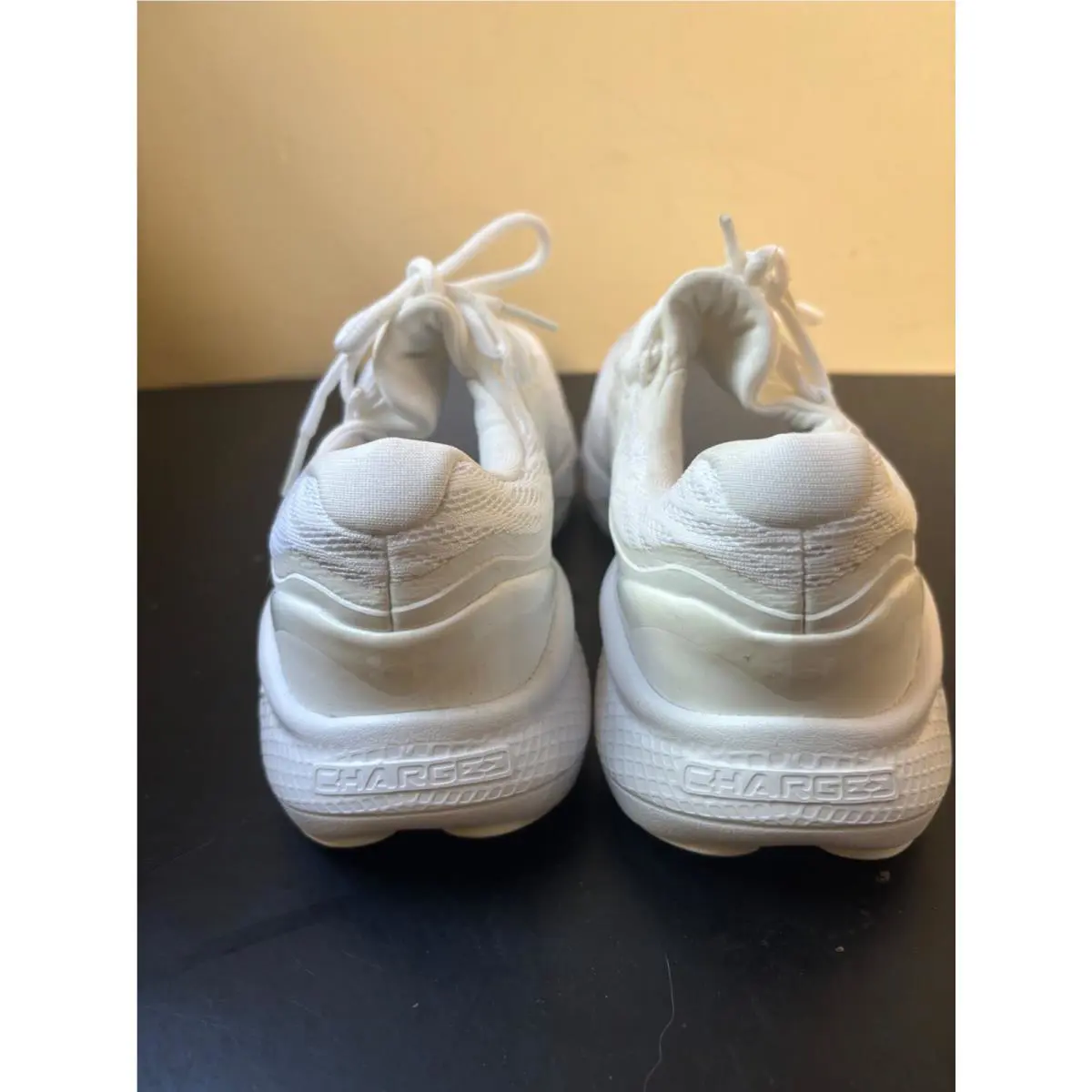 Under Armour shoes - Under Armour Charged Vantage - Charged Vantage - 3023565 - White 2
