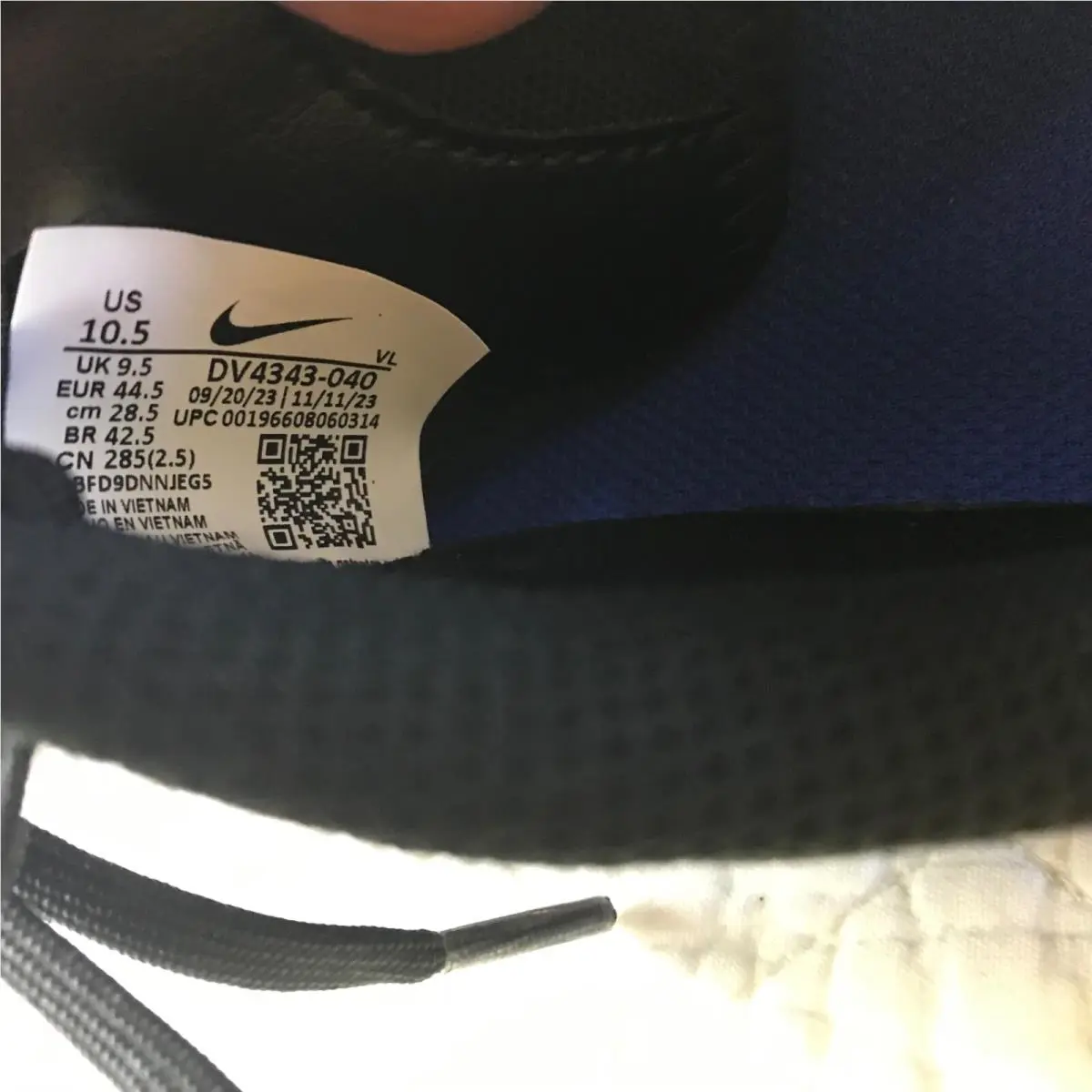 Nike shoes - Nike Legend - Legend - DV4343-040 - Black/Chrome-Hyper Royal 8