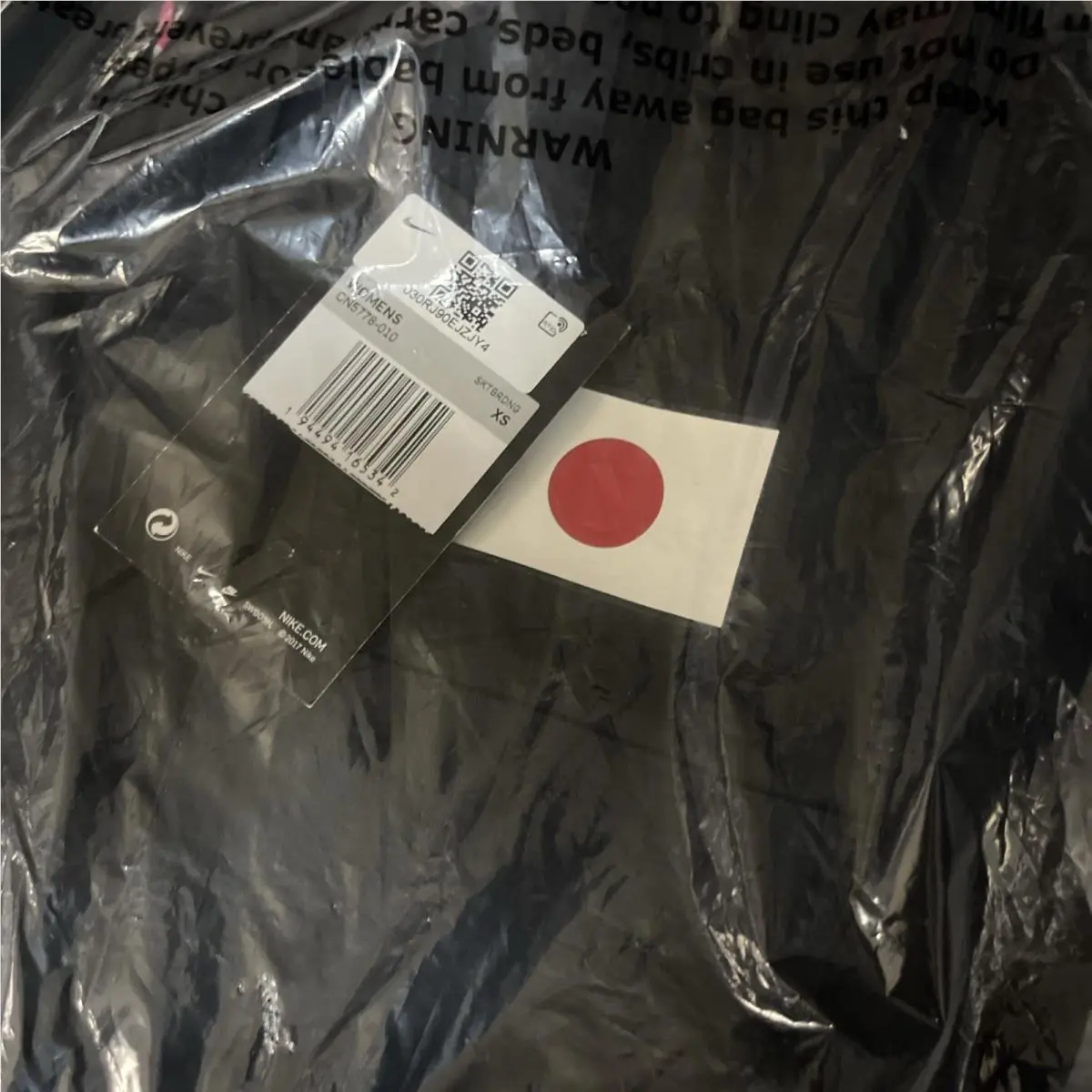 Nike clothing - CN5778010 - CN5778010 - Black (UPC: 0194494165342) 16