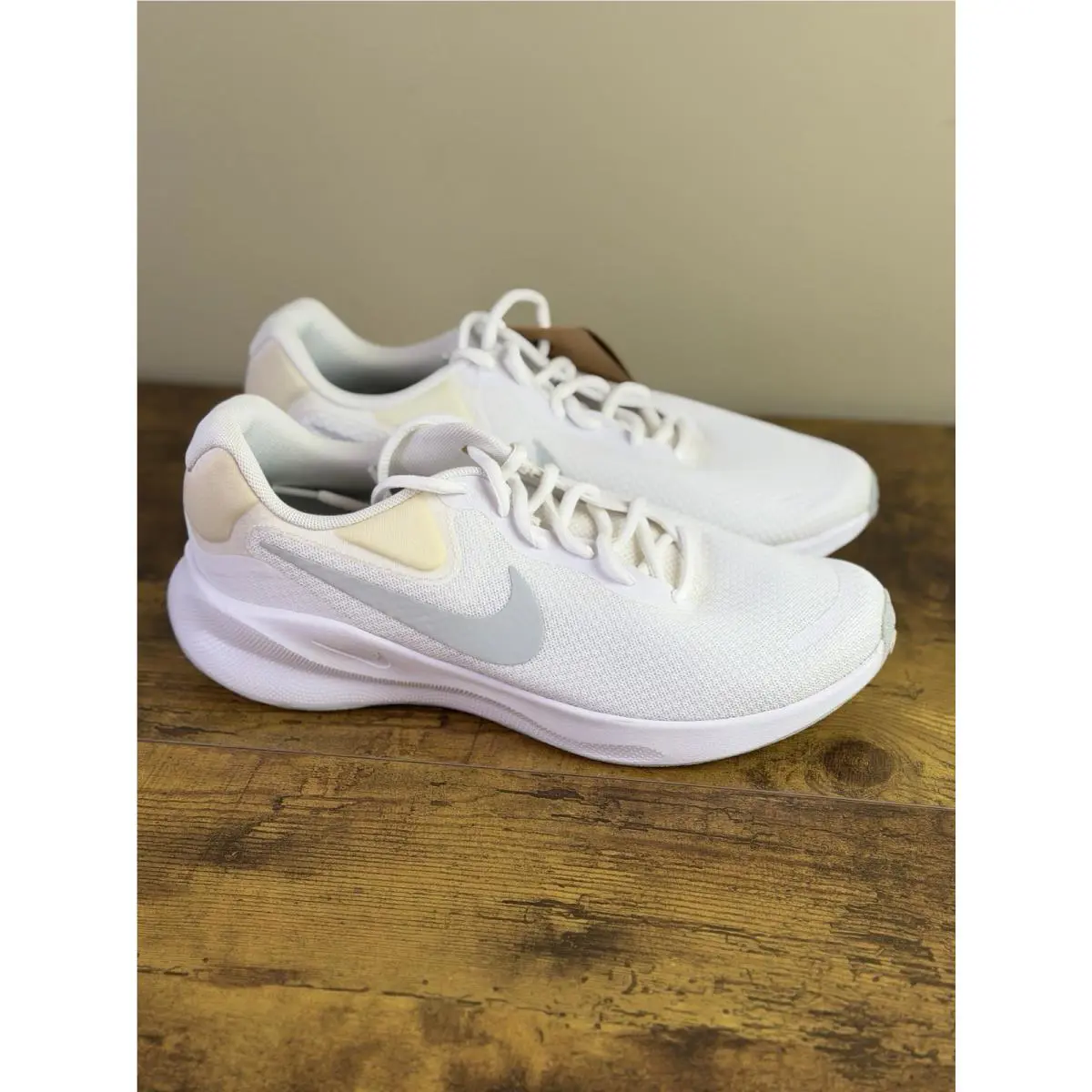 Nike shoes - revolution 7 - revolution - FB2207-100 (UPC: 0196969195229) 0